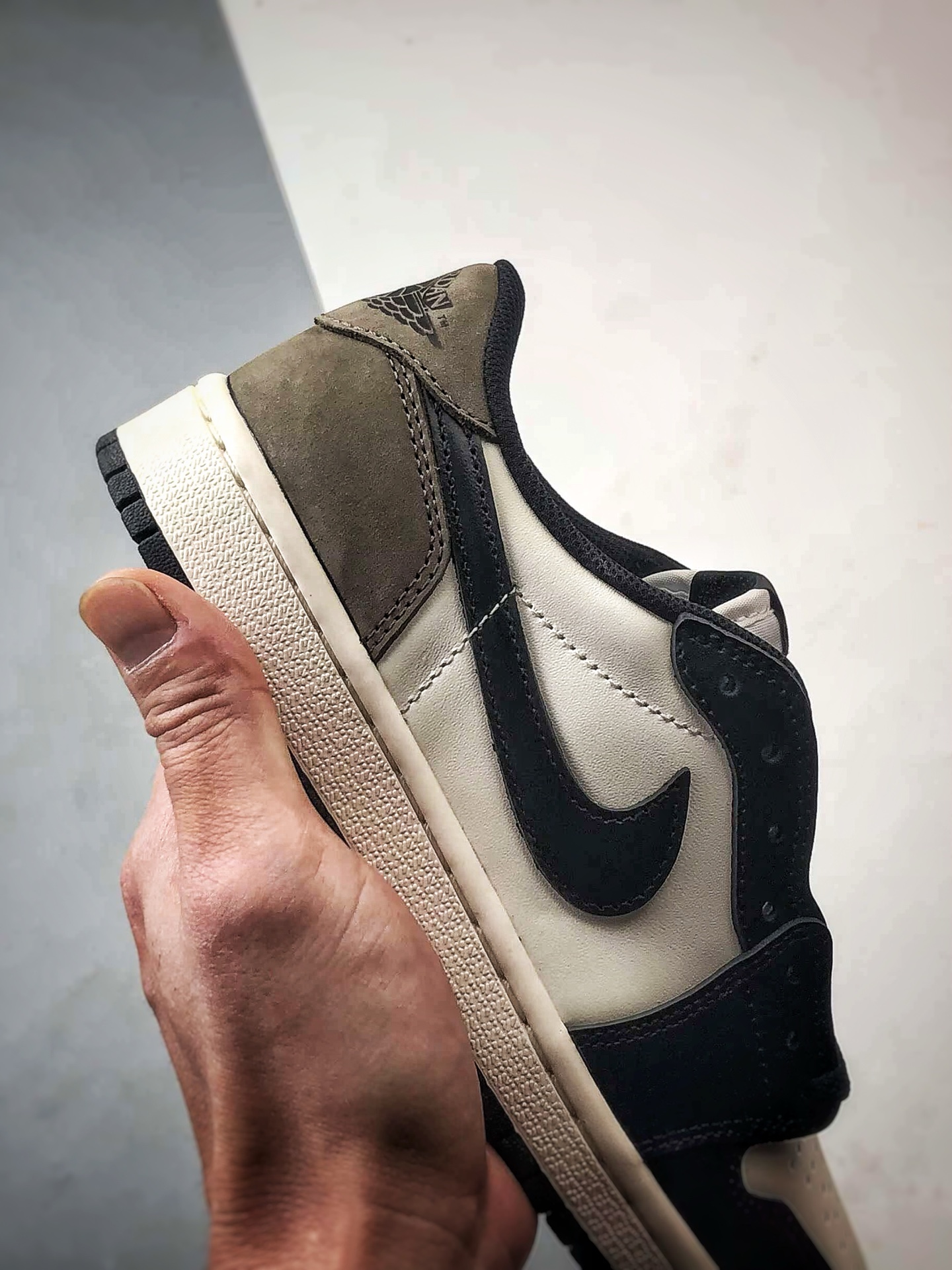 320 Air Jordan 1 Low ”Mocha” 摩卡黑白棕 CZ0790-102-Chinese UA Cheap High Quatity Brand Clothes Bags handbags Sneakers wholesale wholesaler seller from China Factory suppliers Fashion Clothing Shoes best Quality Beautiful Price 320 Air Jordan 1 Low ”Mocha” 摩卡黑白棕 CZ0790-102