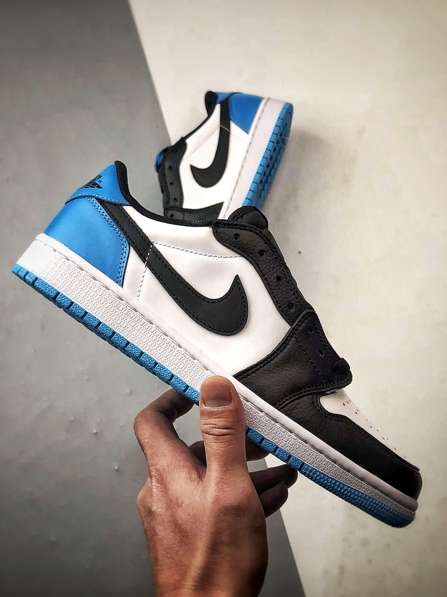 320 Air Jordan 1 Low ”Black and Dark Powder Blue” 小闪电黑白蓝 CZ0790-104-Chinese UA Cheap High Quatity Brand Clothes Bags handbags Sneakers wholesale wholesaler seller from China Factory suppliers Fashion Clothing Shoes best Quality Beautiful Price 320 Air Jordan 1 Low ”Black and Dark Powder Blue” 小闪电黑白蓝 CZ0790-104