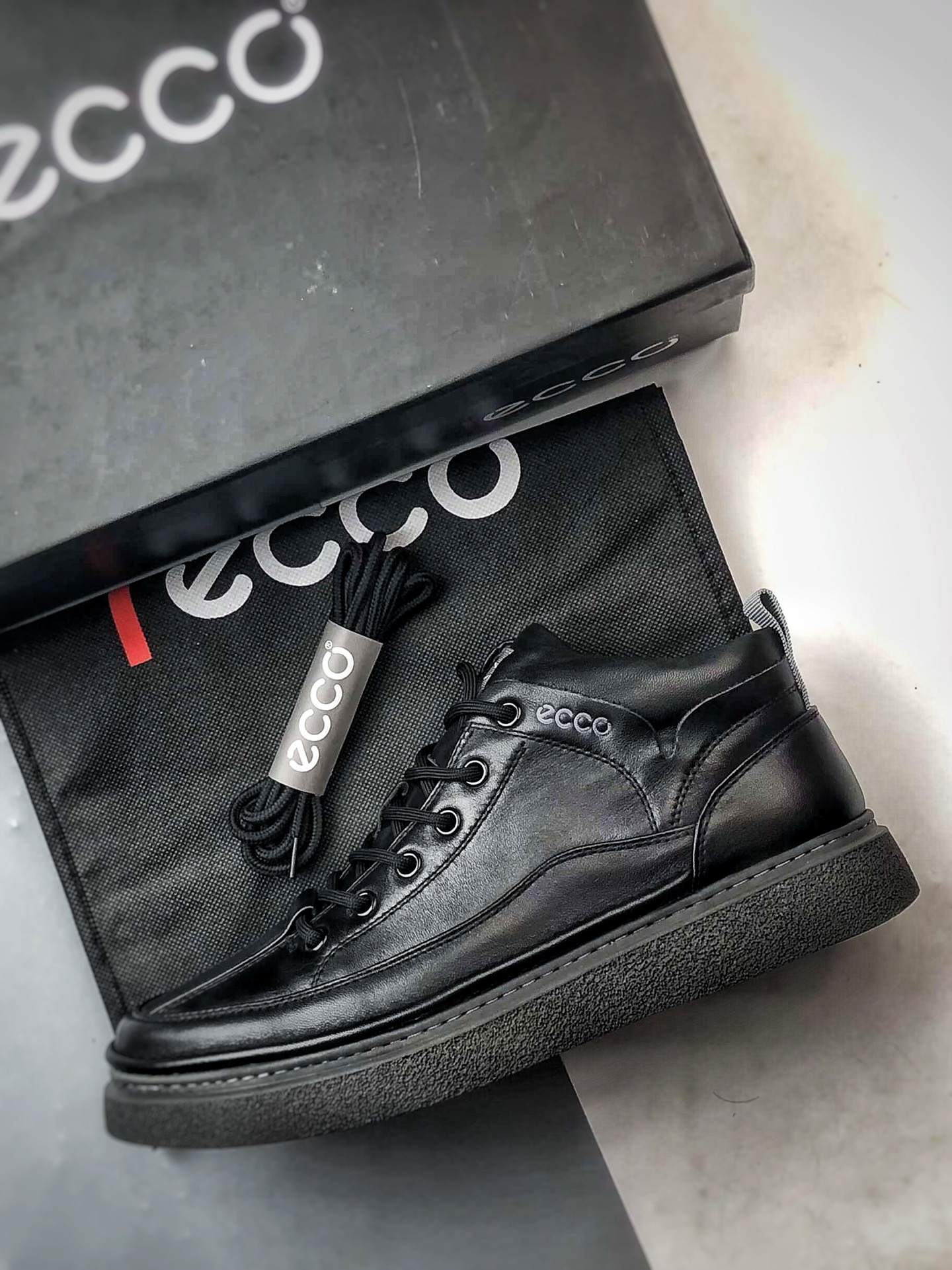 320 Ecco/爱步 城市休闲系列 百搭潮酷中高帮休闲舒适板鞋 966358-Chinese UA Cheap High Quatity Brand Clothes Bags handbags Sneakers wholesale wholesaler seller from China Factory suppliers Fashion Clothing Shoes best Quality Beautiful Price 320 Ecco/爱步 城市休闲系列 百搭潮酷中高帮休闲舒适板鞋 966358