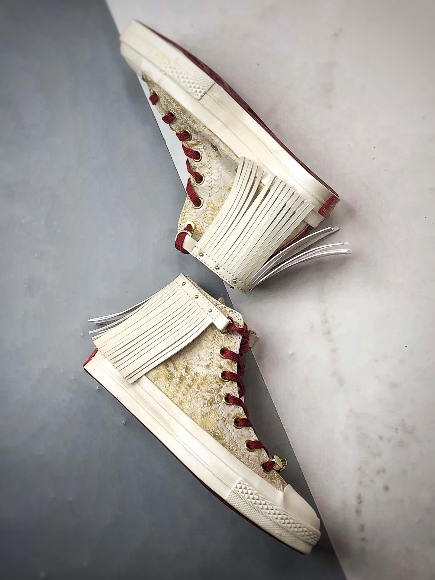 160 Converse Chuck 1970s 米白红 匡威2026马年CNY新年限定高帮休闲鞋 A19072C-Chinese UA Cheap High Quatity Brand Clothes Bags handbags Sneakers wholesale wholesaler seller from China Factory suppliers Fashion Clothing Shoes best Quality Beautiful Price 160 Converse Chuck 1970s 米白红 匡威2026马年CNY新年限定高帮休闲鞋 A19072C