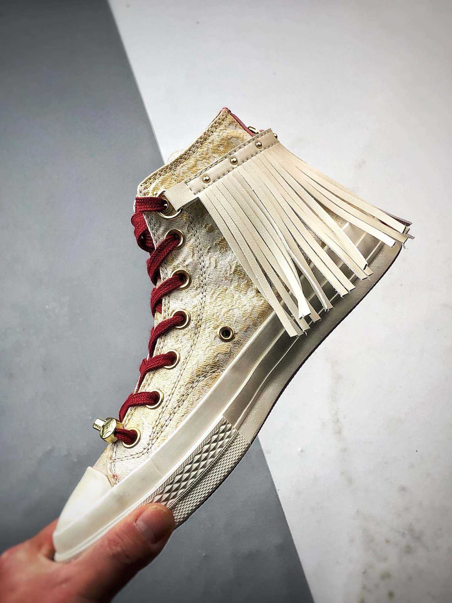 160 Converse Chuck 1970s 米白红 匡威2026马年CNY新年限定高帮休闲鞋 A19072C-Chinese UA Cheap High Quatity Brand Clothes Bags handbags Sneakers wholesale wholesaler seller from China Factory suppliers Fashion Clothing Shoes best Quality Beautiful Price 160 Converse Chuck 1970s 米白红 匡威2026马年CNY新年限定高帮休闲鞋 A19072C