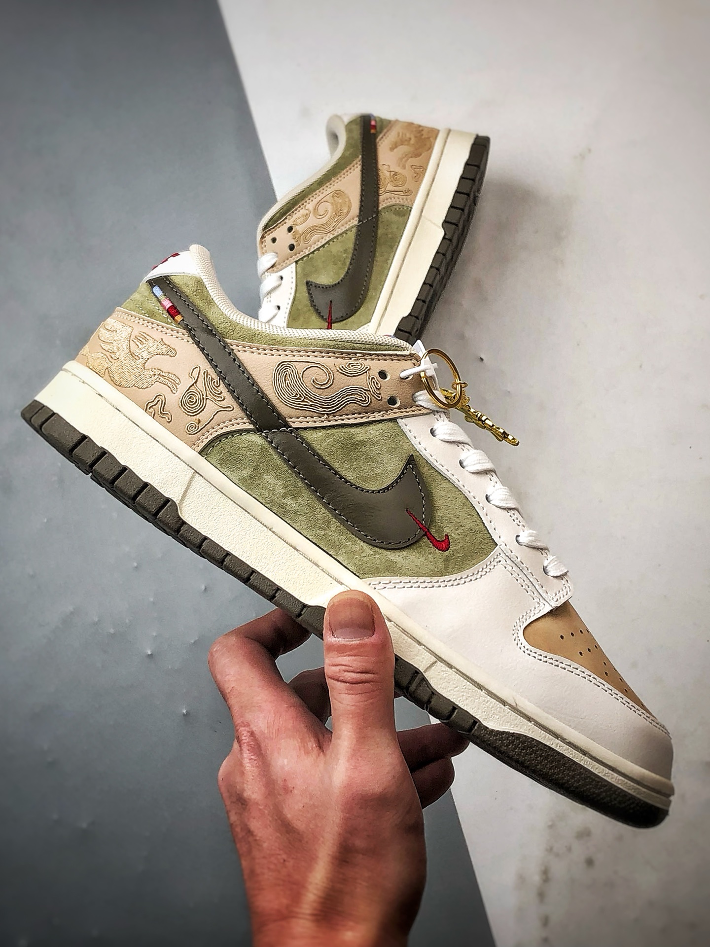 240 性价比触顶 同价区间无对手 NK Dunk Pegasus Pack 马年限定米褐色 低帮复古休闲运动滑板鞋 IQ1118-220