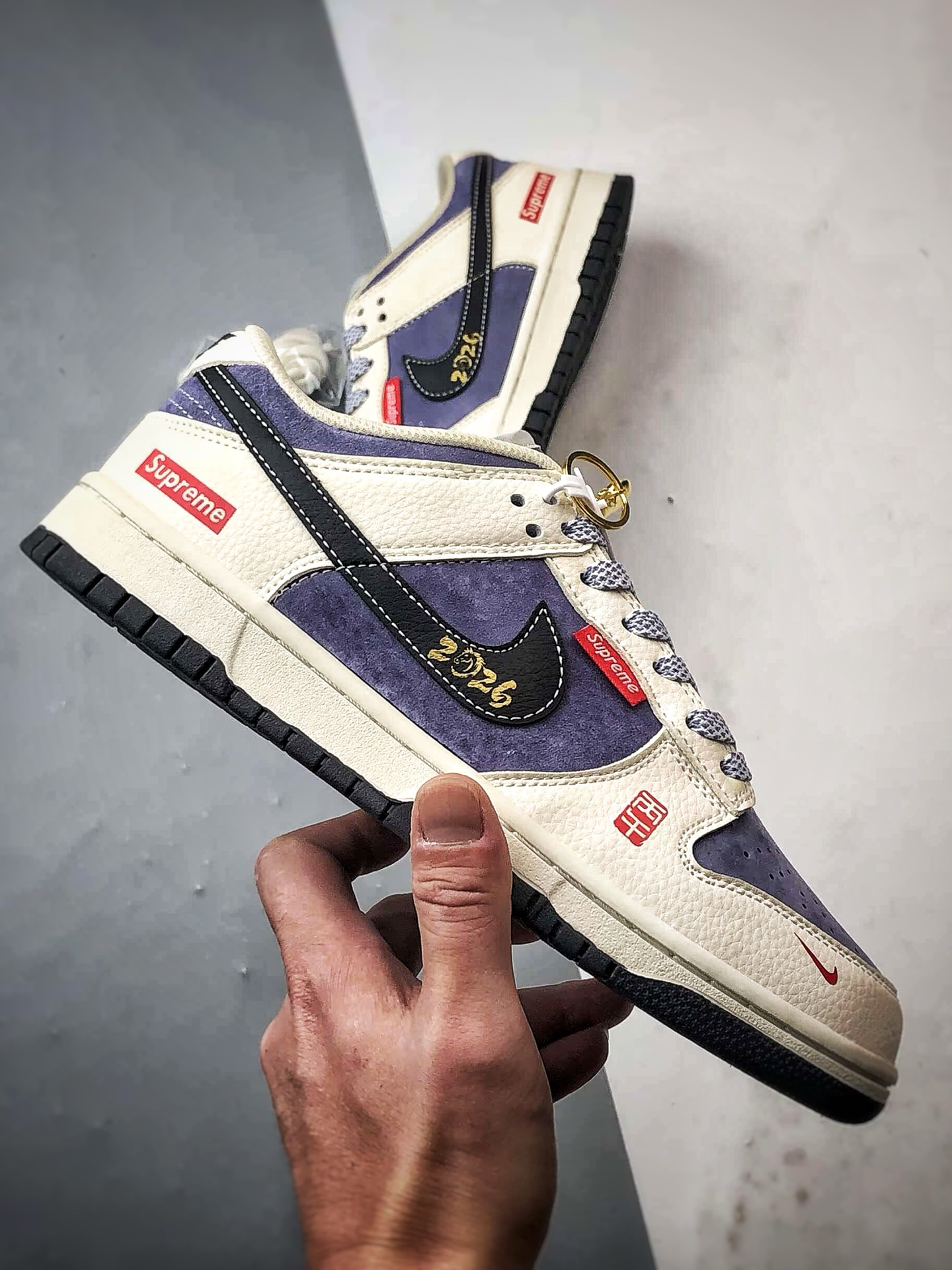 NK Dunk Low Retro ”DIY高端定制” Sup马年限定米黑紫 低帮休闲运动板鞋 DN3168-015-Top High Quatity Cheap Sneakers Fashion Clothing Clothes Bags handbags Shoes of all Brand wholesale With The best Quality And Beautiful Price from China Factory Chinese suppliers wholesaler seller NK Dunk Low Retro ”DIY高端定制” Sup马年限定米黑紫 低帮休闲运动板鞋 DN3168-015