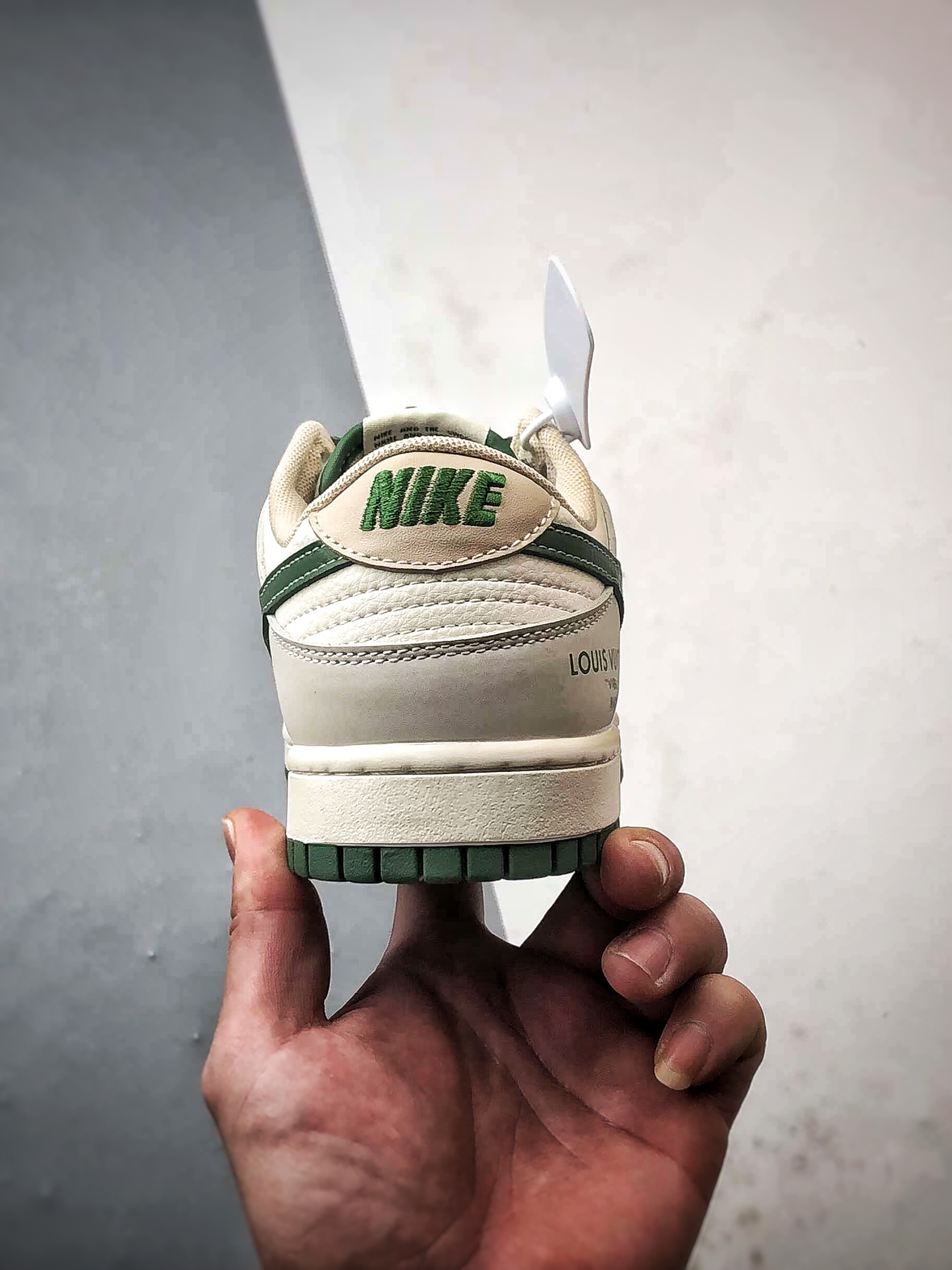 290 NK Dunk Low Retro ”DIY高端定制” LV米灰绿 低帮休闲运动板鞋 JP1648-001