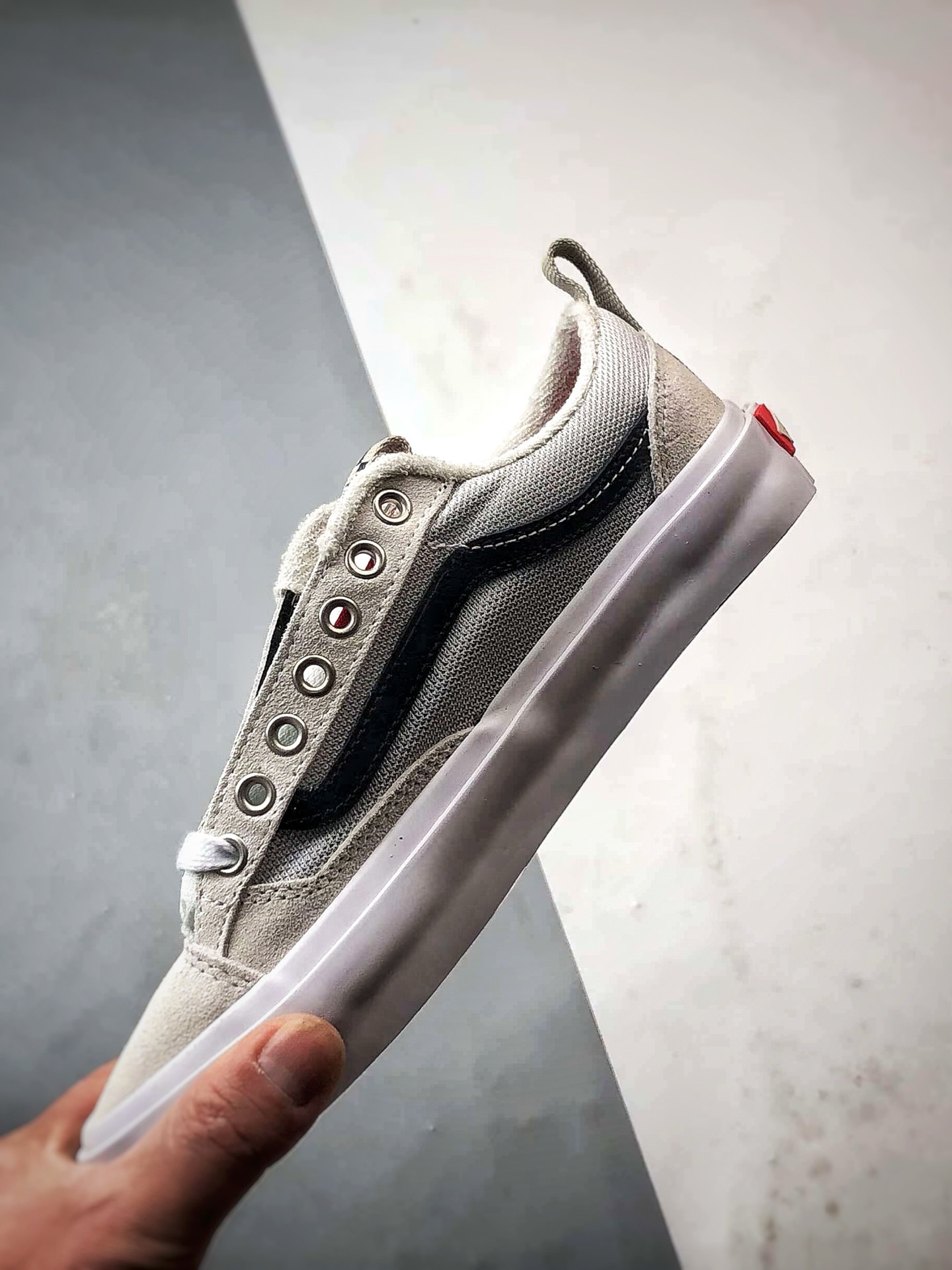 140 Vans Skate Old Skool 36 米白 同步 低帮经典舒适滑板鞋 VN000D5RZ-Chinese UA Cheap High Quatity Brand Clothes Bags handbags Sneakers wholesale wholesaler seller from China Factory suppliers Fashion Clothing Shoes best Quality Beautiful Price 140 Vans Skate Old Skool 36 米白 同步 低帮经典舒适滑板鞋 VN000D5RZ