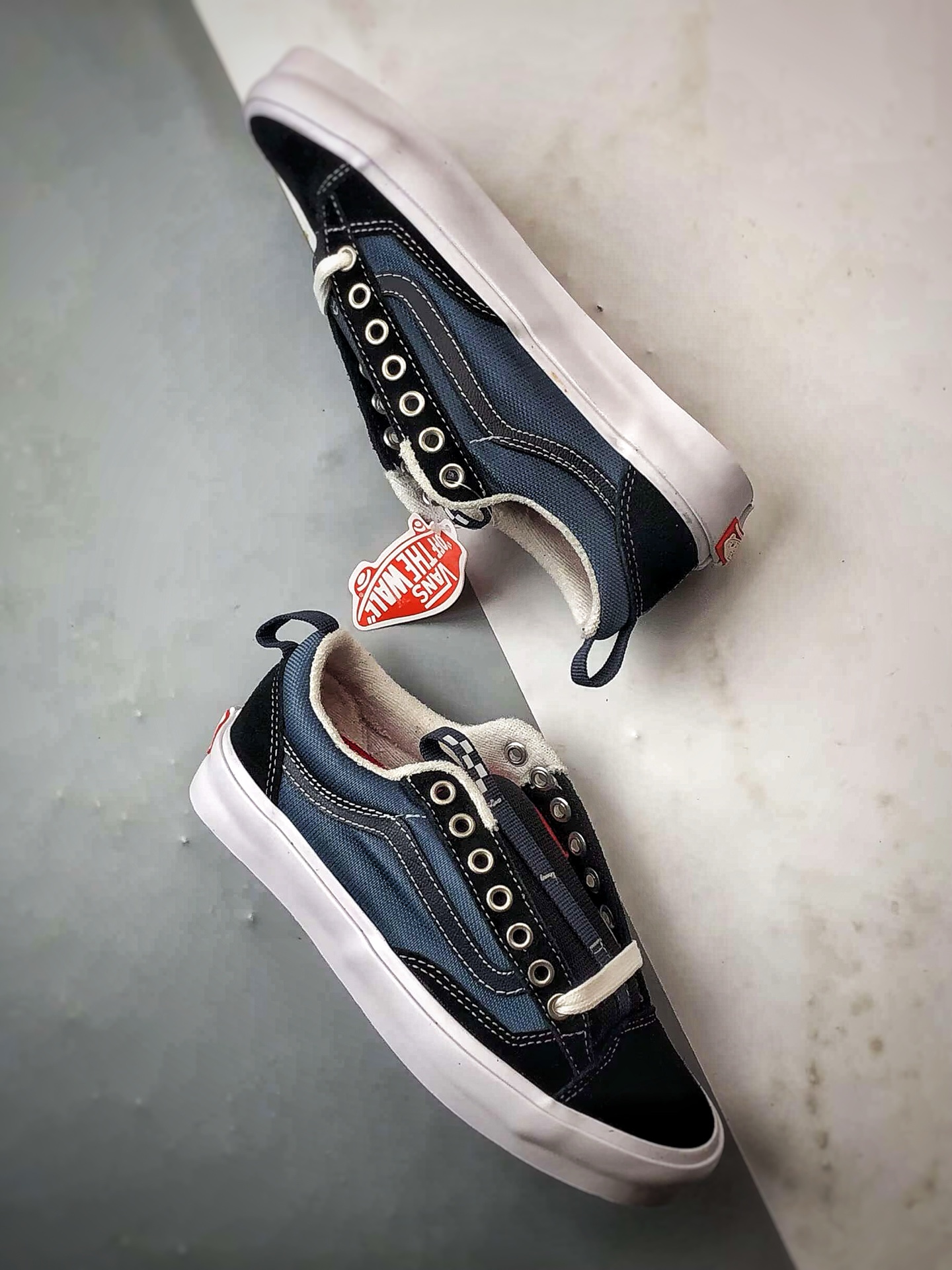 140 Vans Skate Old Skool 36 蓝黑 同步 低帮经典舒适滑板鞋 VN000D5RHT3-Chinese UA Cheap High Quatity Brand Clothes Bags handbags Sneakers wholesale wholesaler seller from China Factory suppliers Fashion Clothing Shoes best Quality Beautiful Price 140 Vans Skate Old Skool 36 蓝黑 同步 低帮经典舒适滑板鞋 VN000D5RHT3