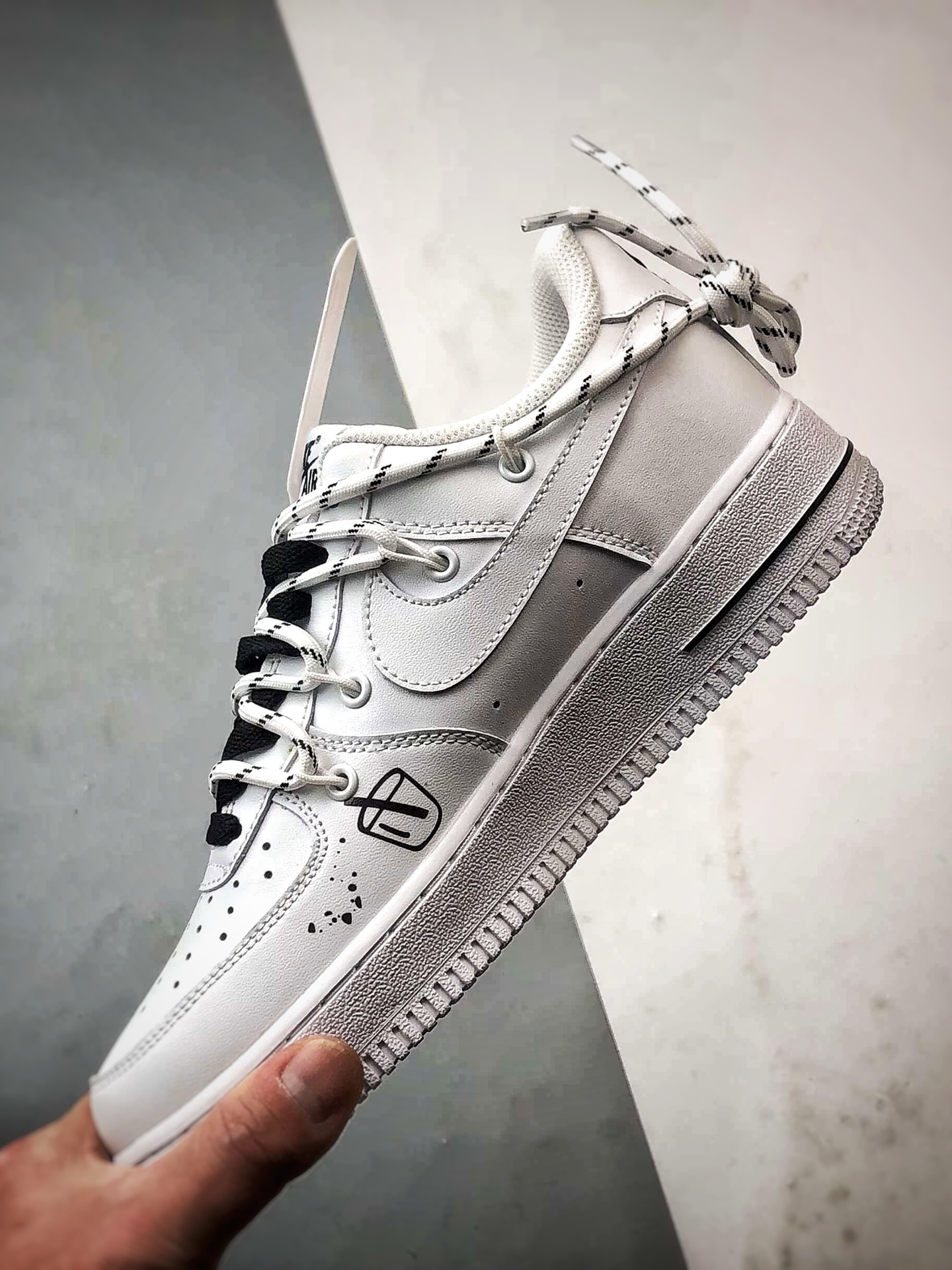 280 定制球鞋 Air Force 1 Low 简涂怪趣 白黑涂鸦解构 经典休闲运动板鞋 CZ8699-578