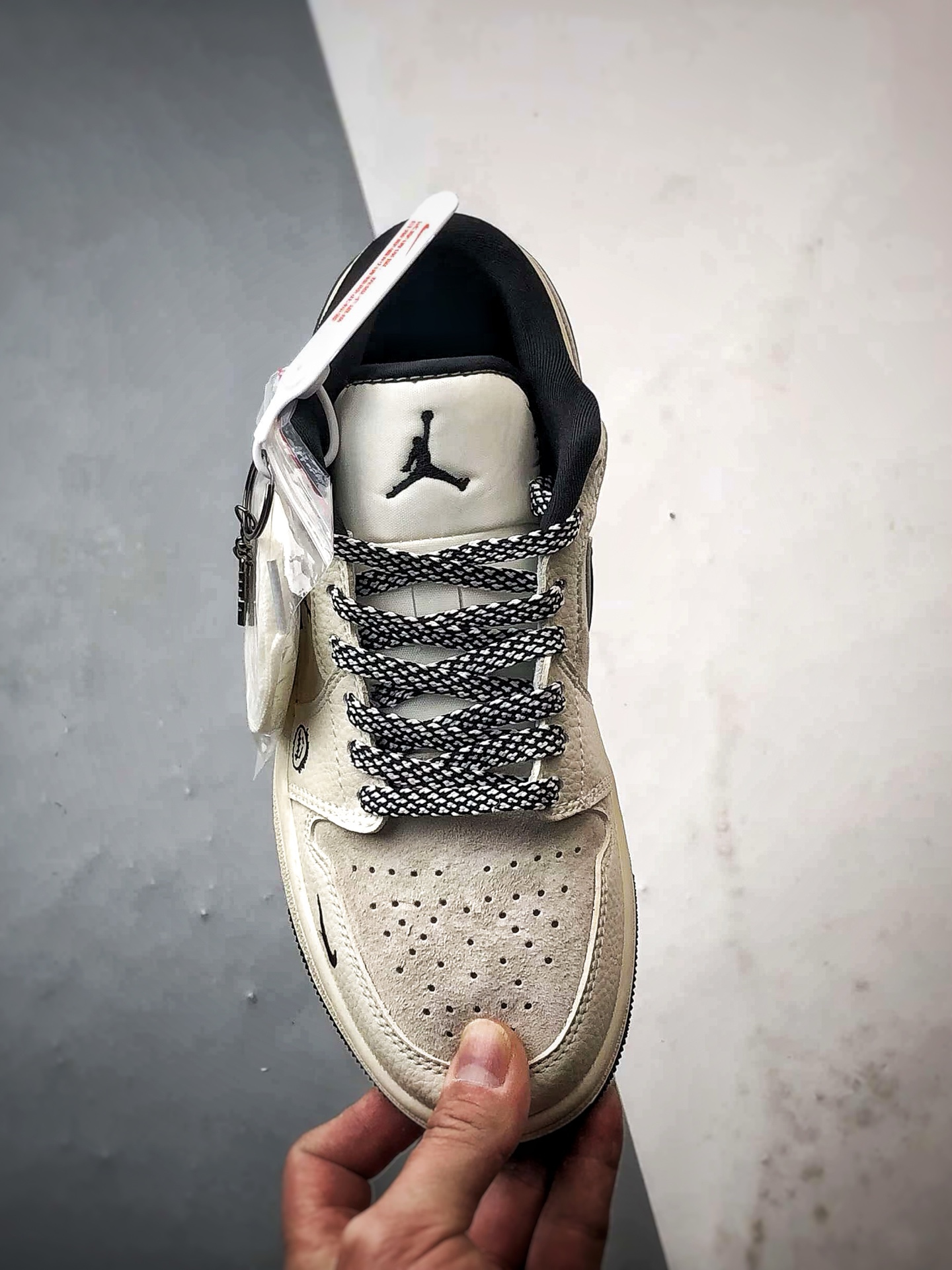 290 Air Jordan 1 Low ”高端定制” Kaws米灰黑 LR8888-019-Chinese UA Cheap High Quatity Brand Clothes Bags handbags Sneakers wholesale wholesaler seller from China Factory suppliers Fashion Clothing Shoes best Quality Beautiful Price 290 Air Jordan 1 Low ”高端定制” Kaws米灰黑 LR8888-019