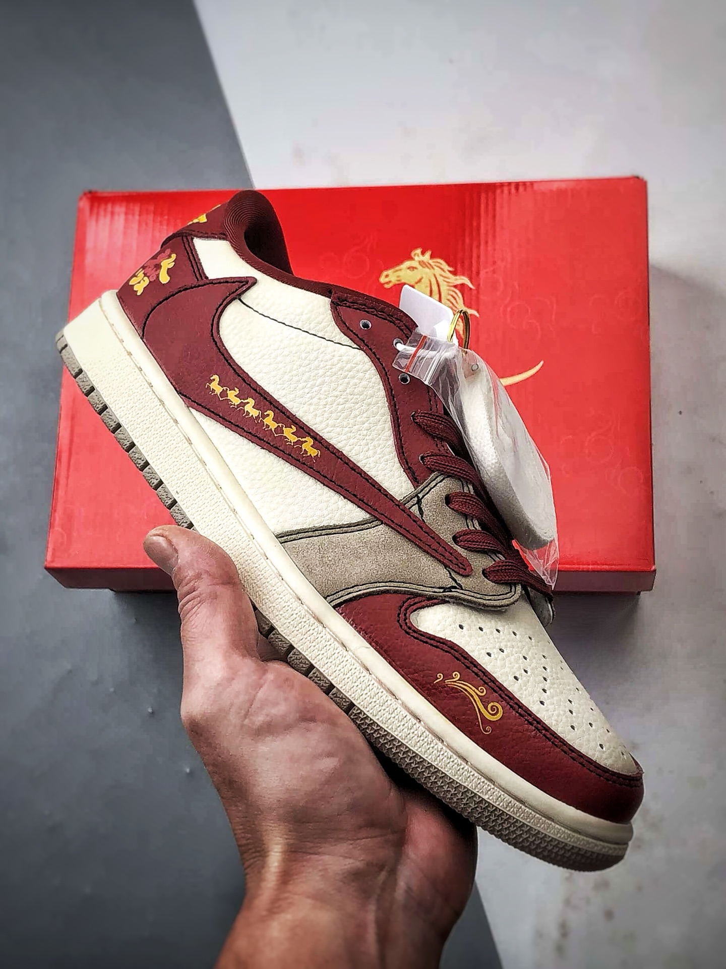 290 Air Jordan 1 Low ”高端定制” 马年限定米白红倒钩 XD1979-004