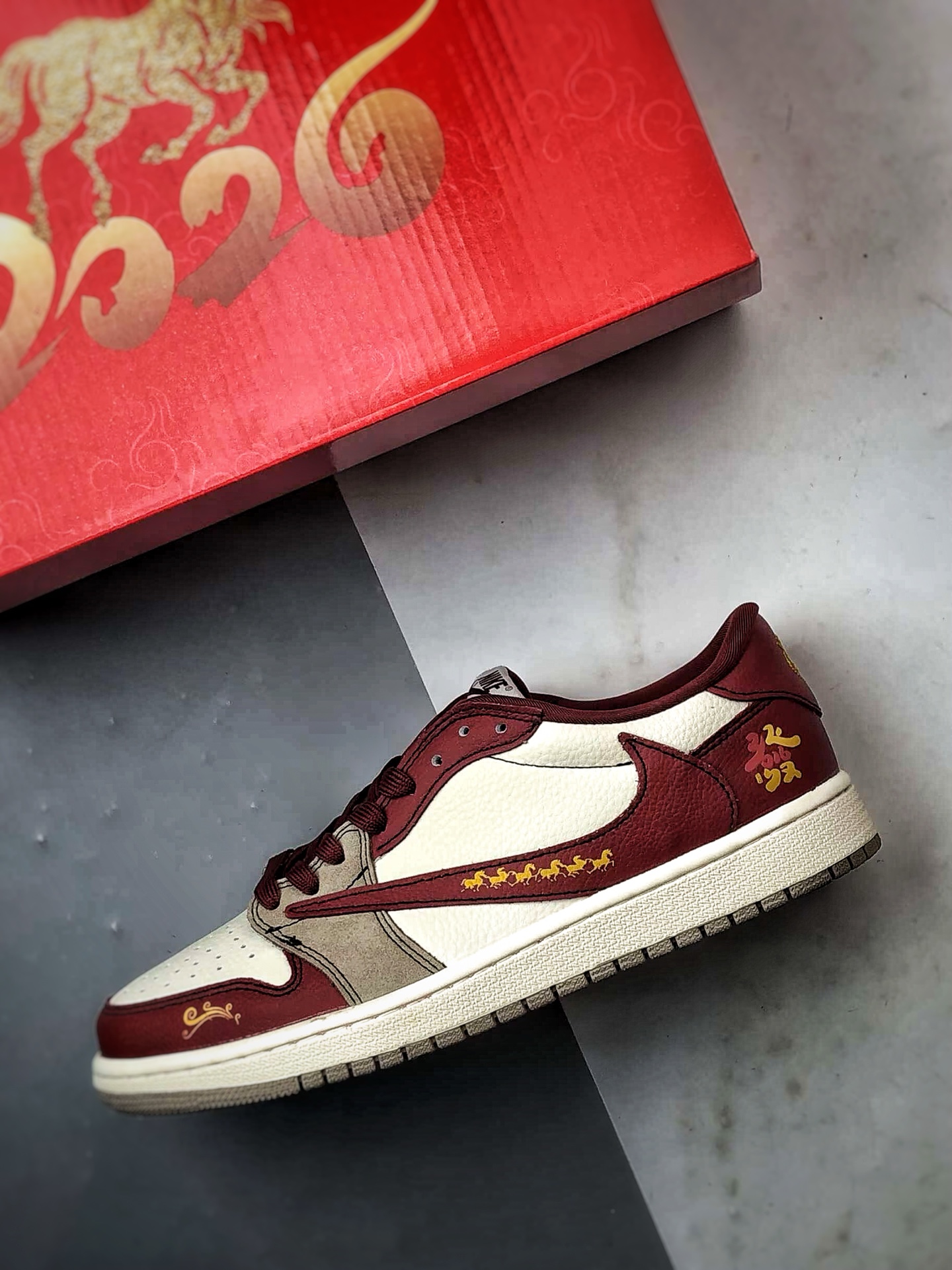 290 Air Jordan 1 Low ”高端定制” 马年限定米白红倒钩 XD1979-004