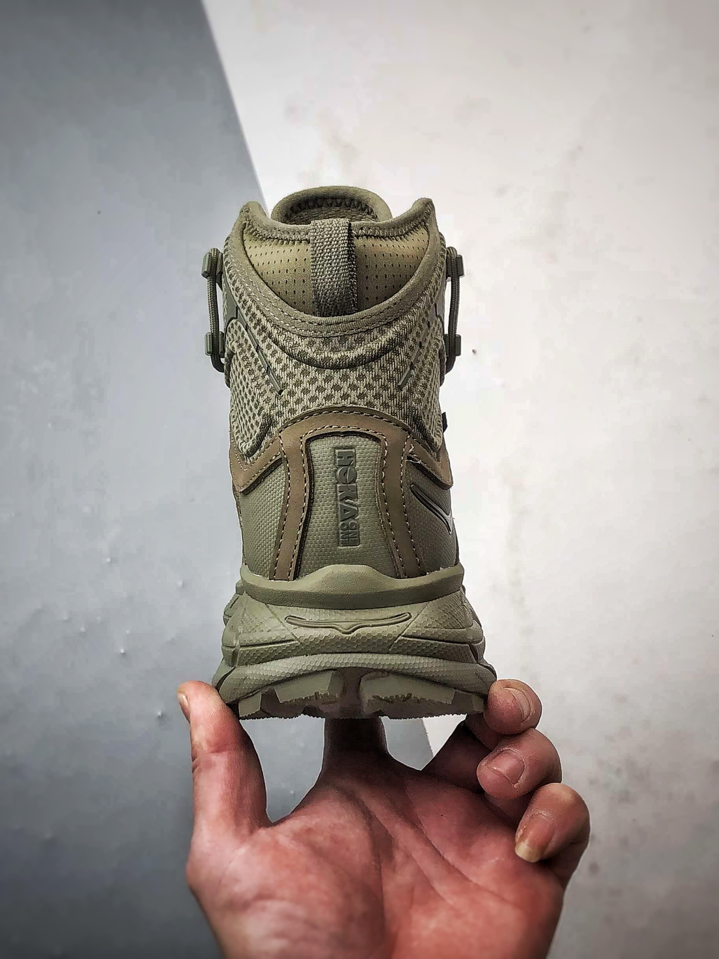 470 Hoka One One Tor Uitra High 棕绿 托亚潮流户外高帮越野登山功能鞋 1129958-BOIG-Chinese UA Cheap High Quatity Brand Clothes Bags handbags Sneakers wholesale wholesaler seller from China Factory suppliers Fashion Clothing Shoes best Quality Beautiful Price 470 Hoka One One Tor Uitra High 棕绿 托亚潮流户外高帮越野登山功能鞋 1129958-BOIG