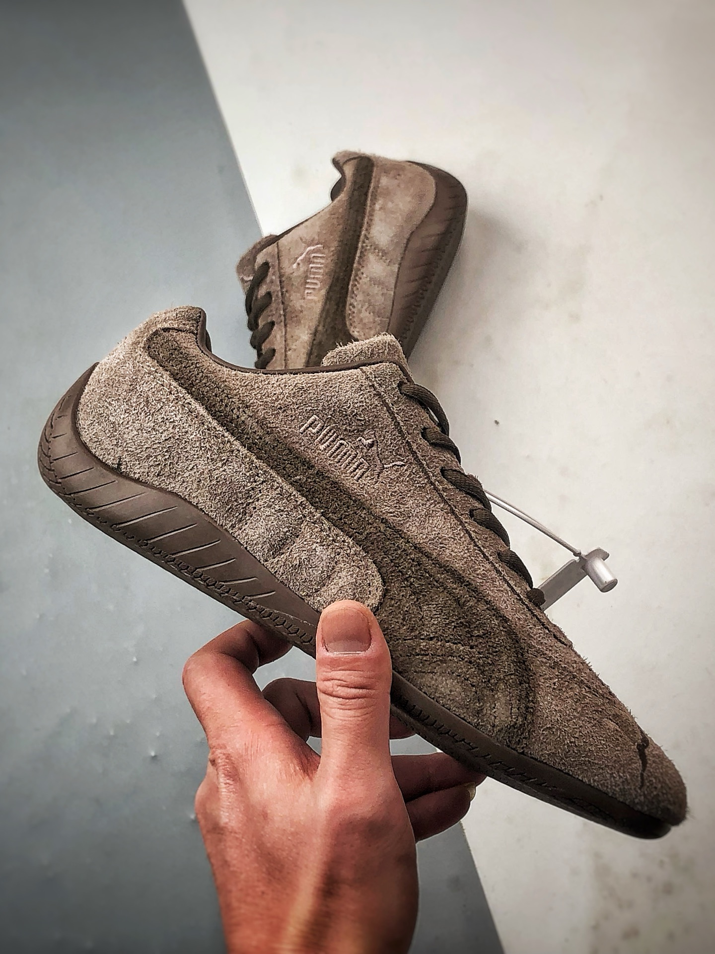 170 Journal Standard x Puma Speedcet 深灰棕 彪马薄底德迅复古运动休闲赛车跑鞋 406828-01-Chinese UA Cheap High Quatity Brand Clothes Bags handbags Sneakers wholesale wholesaler seller from China Factory suppliers Fashion Clothing Shoes best Quality Beautiful Price 170 Journal Standard x Puma Speedcet 深灰棕 彪马薄底德迅复古运动休闲赛车跑鞋 406828-01