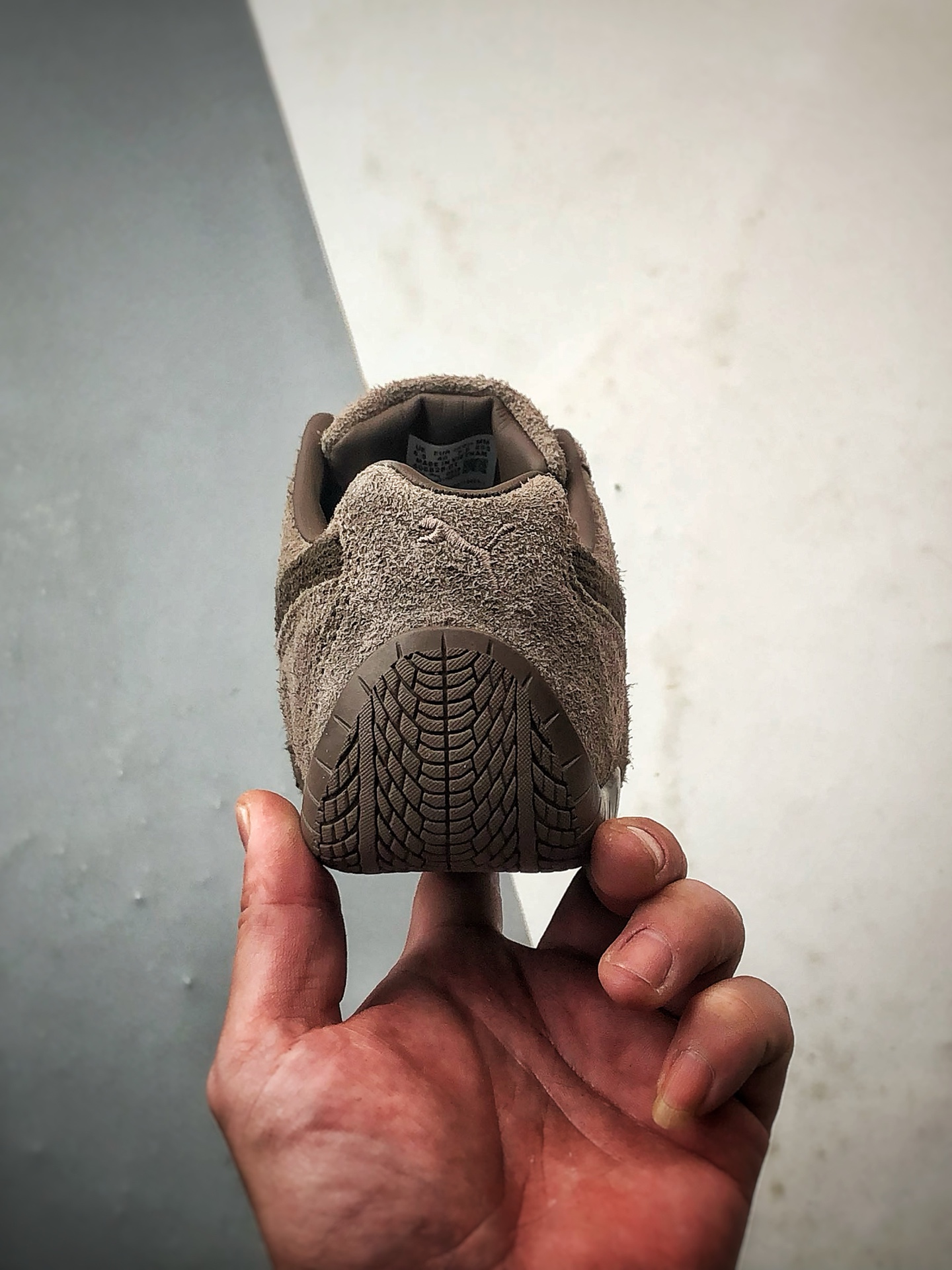 170 Journal Standard x Puma Speedcet 深灰棕 彪马薄底德迅复古运动休闲赛车跑鞋 406828-01-Chinese UA Cheap High Quatity Brand Clothes Bags handbags Sneakers wholesale wholesaler seller from China Factory suppliers Fashion Clothing Shoes best Quality Beautiful Price 170 Journal Standard x Puma Speedcet 深灰棕 彪马薄底德迅复古运动休闲赛车跑鞋 406828-01