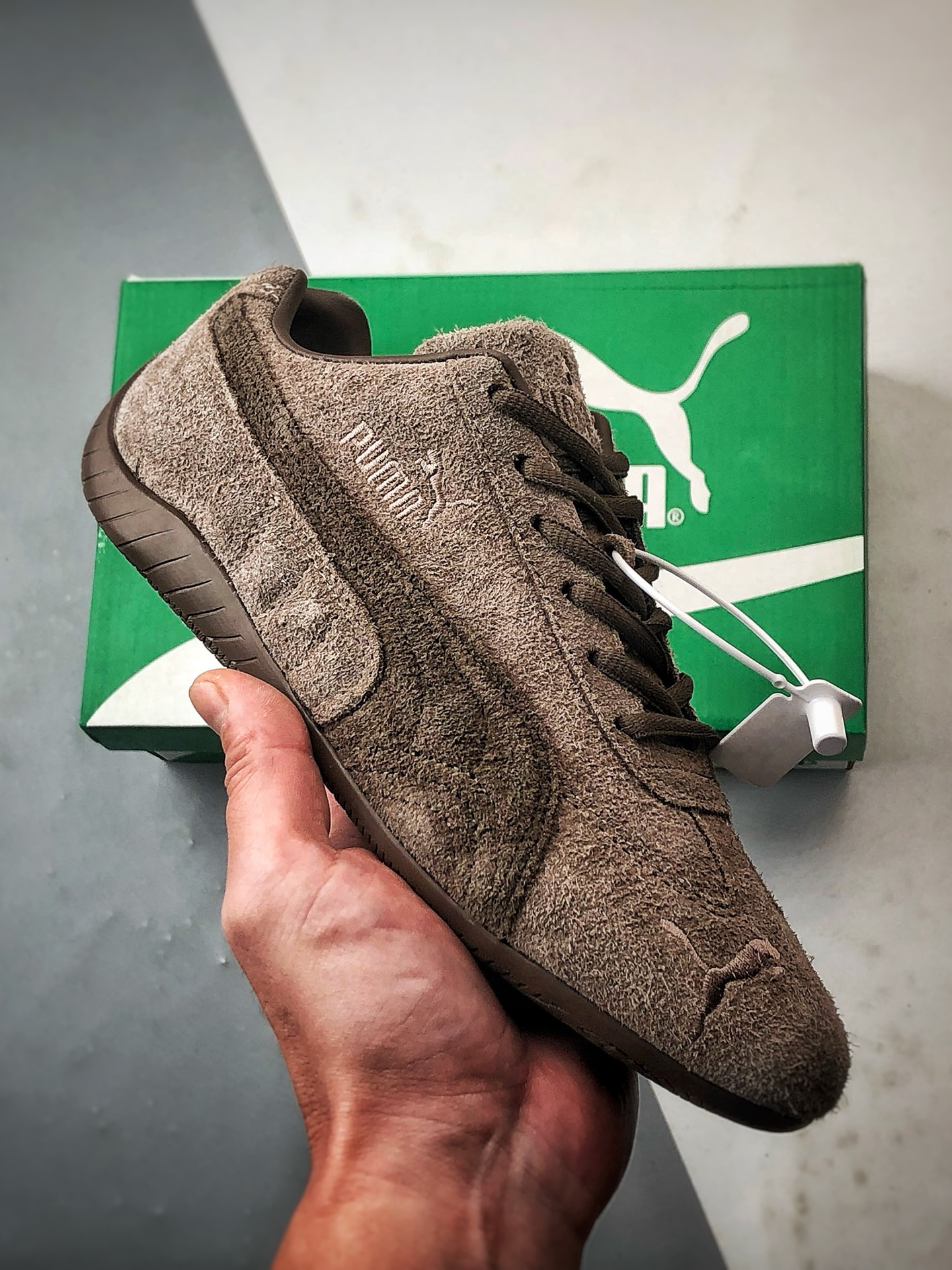 170 Journal Standard x Puma Speedcet 深灰棕 彪马薄底德迅复古运动休闲赛车跑鞋 406828-01-Chinese UA Cheap High Quatity Brand Clothes Bags handbags Sneakers wholesale wholesaler seller from China Factory suppliers Fashion Clothing Shoes best Quality Beautiful Price 170 Journal Standard x Puma Speedcet 深灰棕 彪马薄底德迅复古运动休闲赛车跑鞋 406828-01