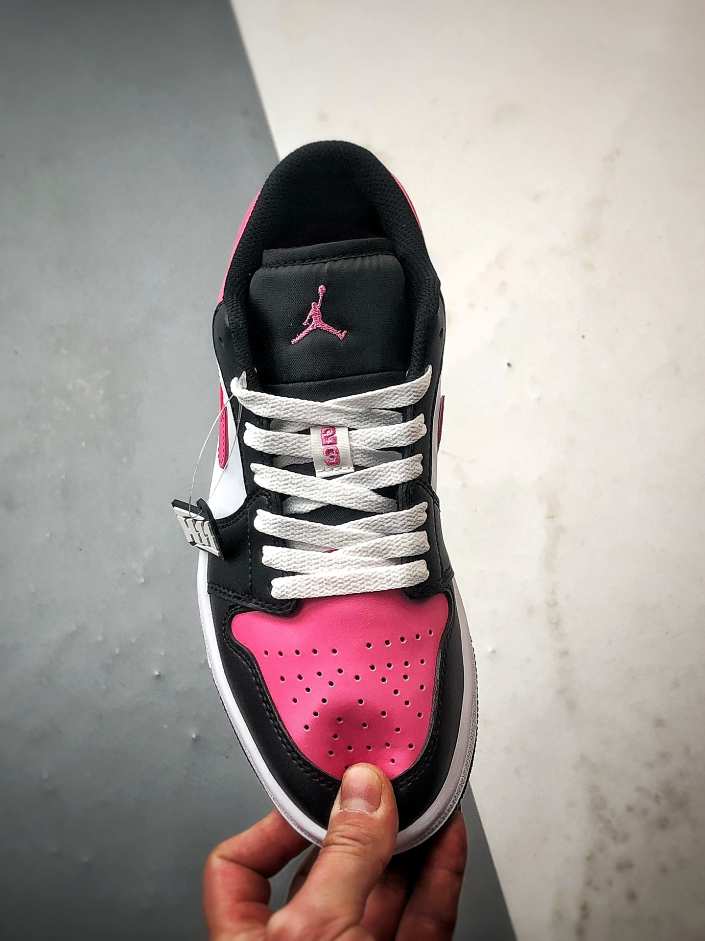 220 Air Jordan 1 Low 樱花粉 554723-106-Chinese UA Cheap High Quatity Brand Clothes Bags handbags Sneakers wholesale wholesaler seller from China Factory suppliers Fashion Clothing Shoes best Quality Beautiful Price 220 Air Jordan 1 Low 樱花粉 554723-106