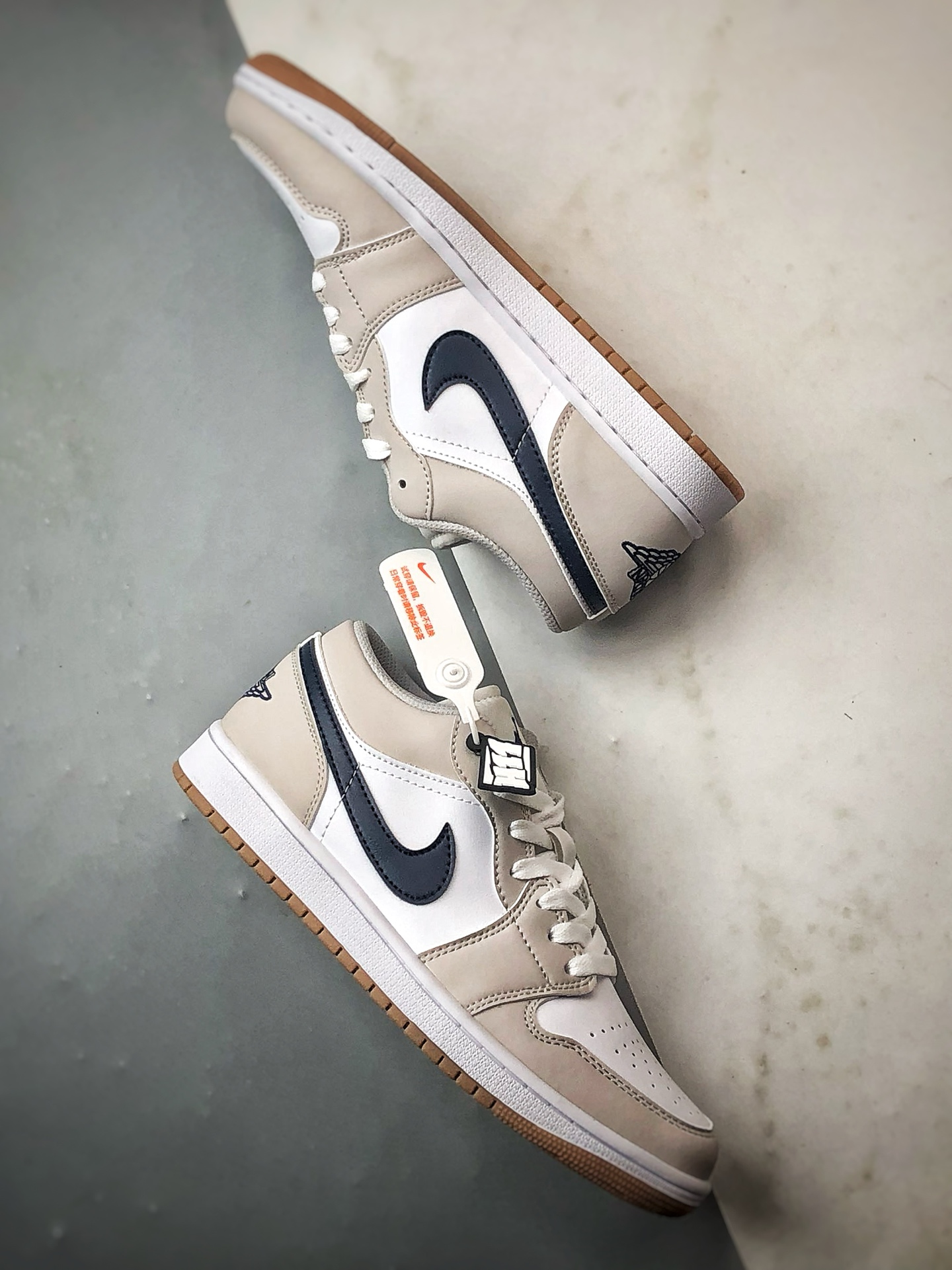 220 Air Jordan 1 Low 灰白蓝 553558-146