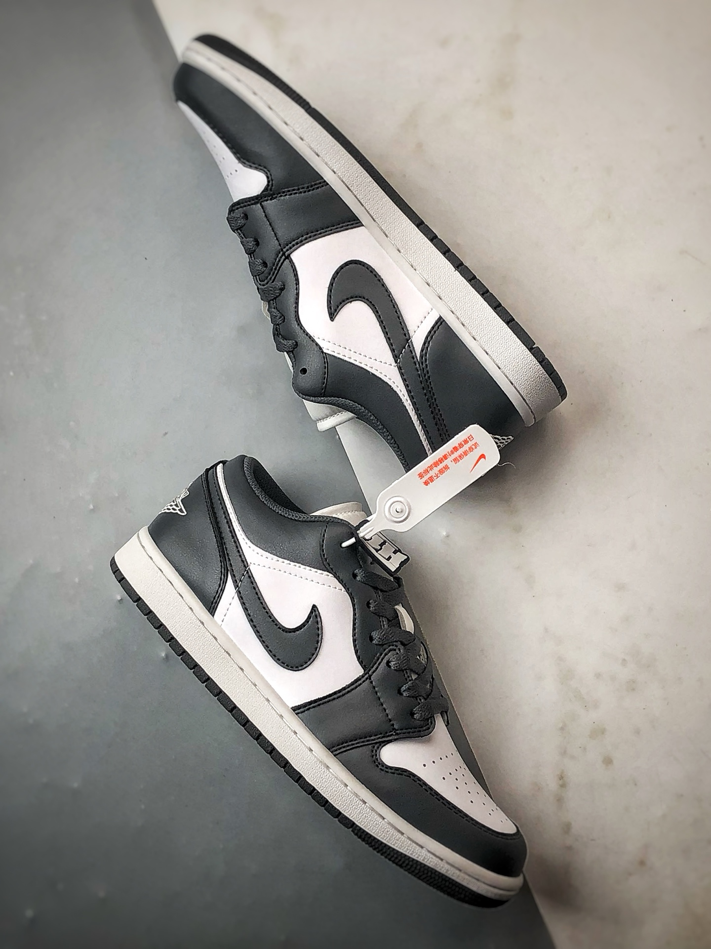 220 Air Jordan 1 Low 深灰白 553558-044