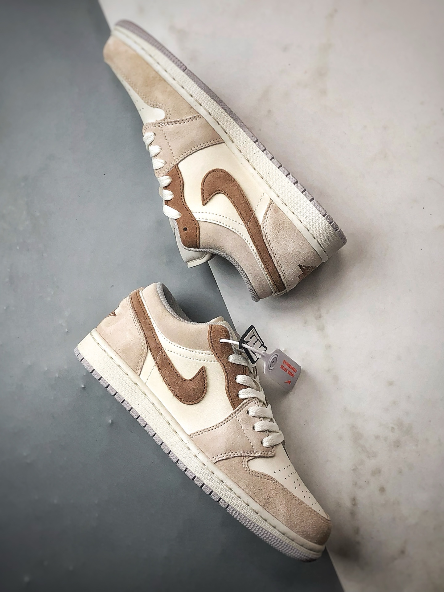 220 Air Jordan 1 Low 米棕色 HF1567-200-Chinese UA Cheap High Quatity Brand Clothes Bags handbags Sneakers wholesale wholesaler seller from China Factory suppliers Fashion Clothing Shoes best Quality Beautiful Price 220 Air Jordan 1 Low 米棕色 HF1567-200