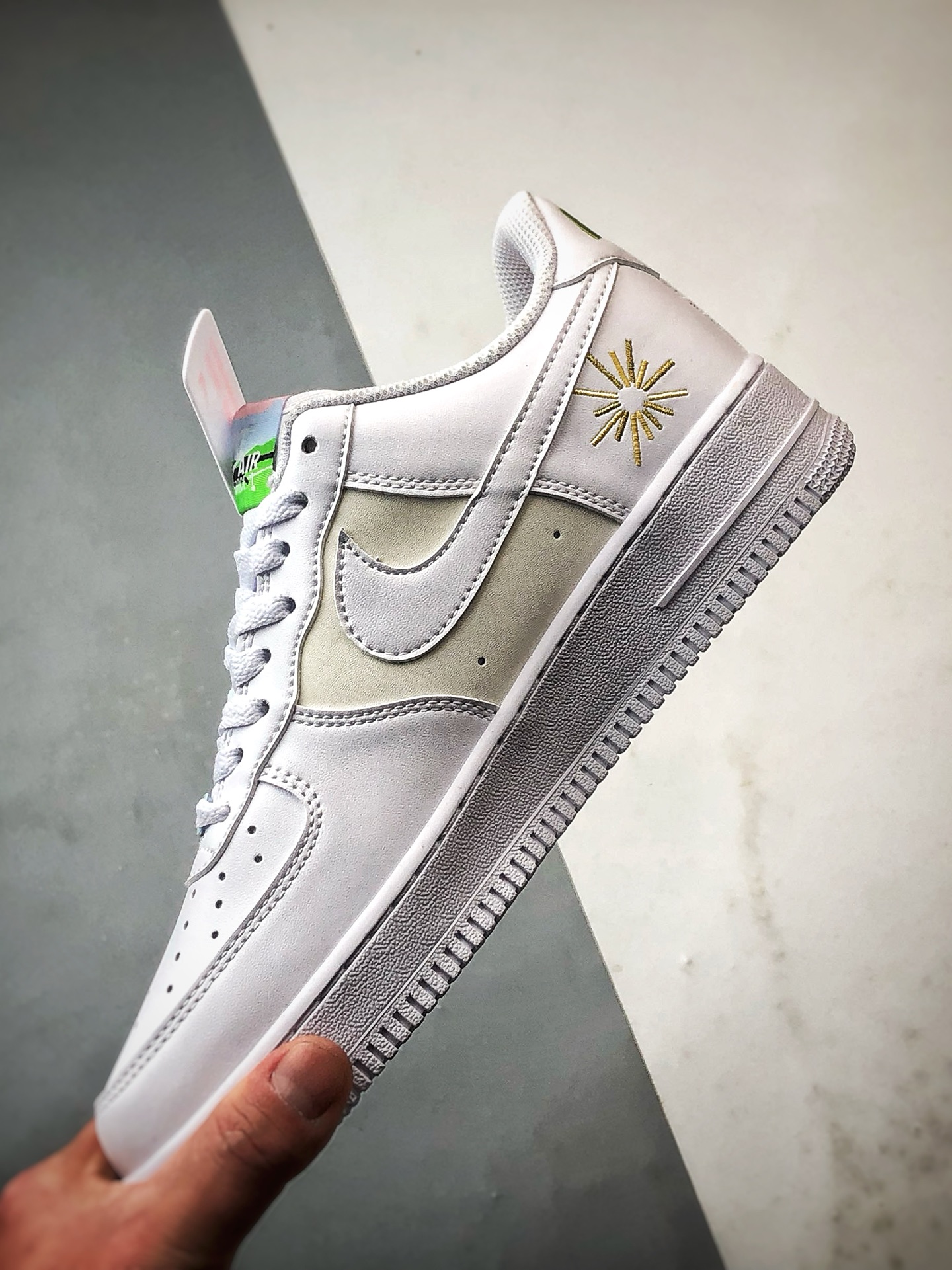 230 Air Force 1 '07 Low 马年烟花刺绣白色 IQ1133-111-Chinese UA Cheap High Quatity Brand Clothes Bags handbags Sneakers wholesale wholesaler seller from China Factory suppliers Fashion Clothing Shoes best Quality Beautiful Price 230 Air Force 1 '07 Low 马年烟花刺绣白色 IQ1133-111