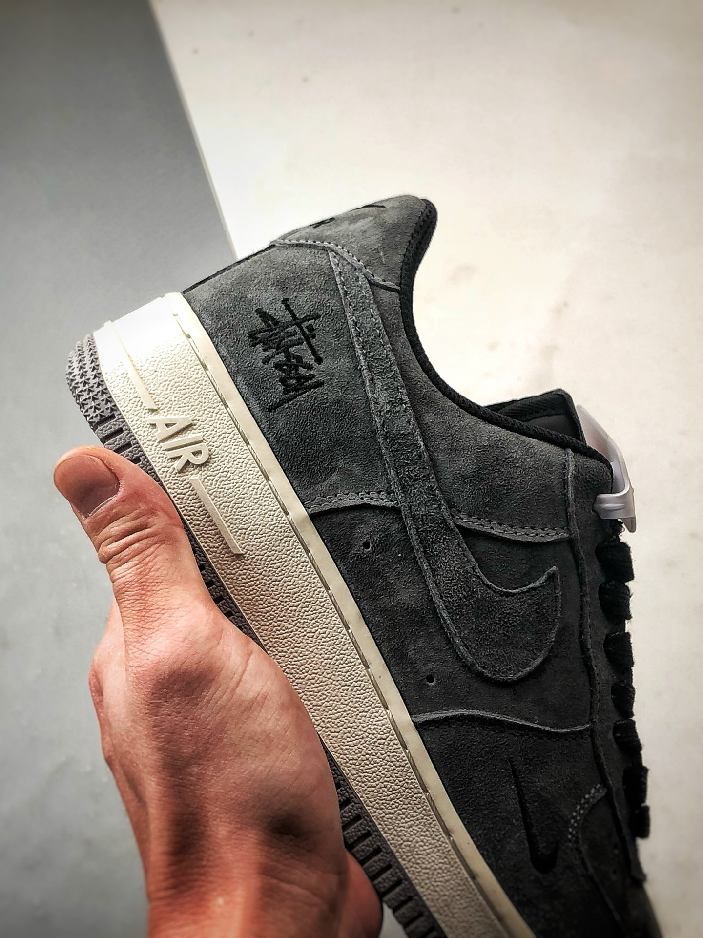 280 Stussy x Air Force 1 Low 猪八碳灰 DV5477-401