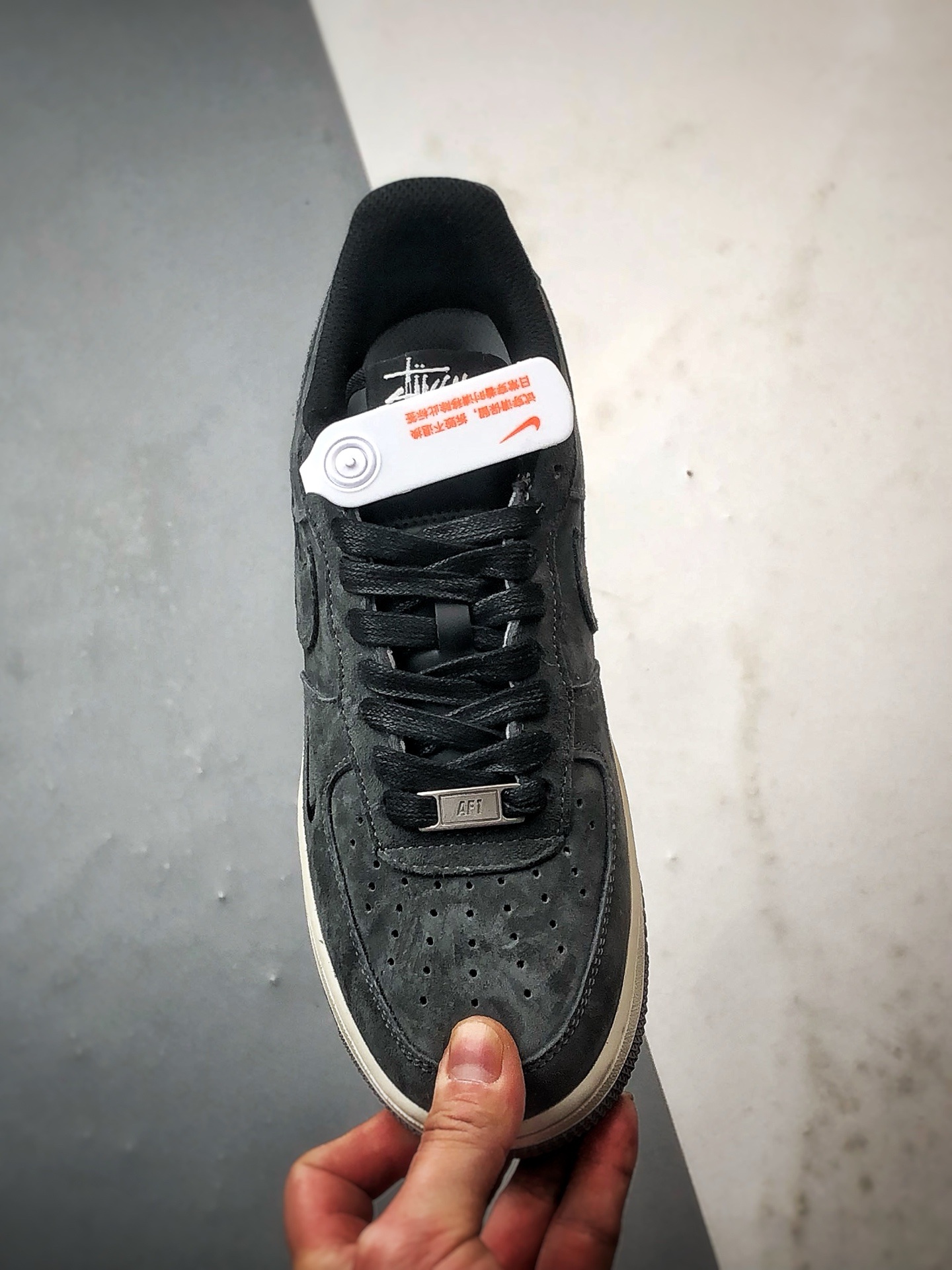 280 Stussy x Air Force 1 Low 猪八碳灰 DV5477-401