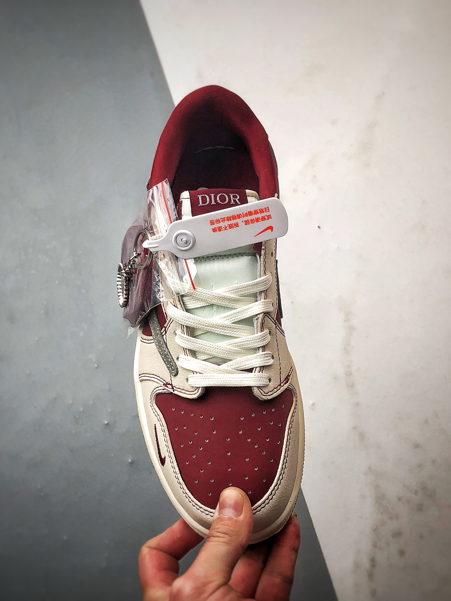 290 Air Jordan 1 Low ”高端定制” 迪奥米酒红灰倒钩 XS2025-082-Chinese UA Cheap High Quatity Brand Clothes Bags handbags Sneakers wholesale wholesaler seller from China Factory suppliers Fashion Clothing Shoes best Quality Beautiful Price 290 Air Jordan 1 Low ”高端定制” 迪奥米酒红灰倒钩 XS2025-082