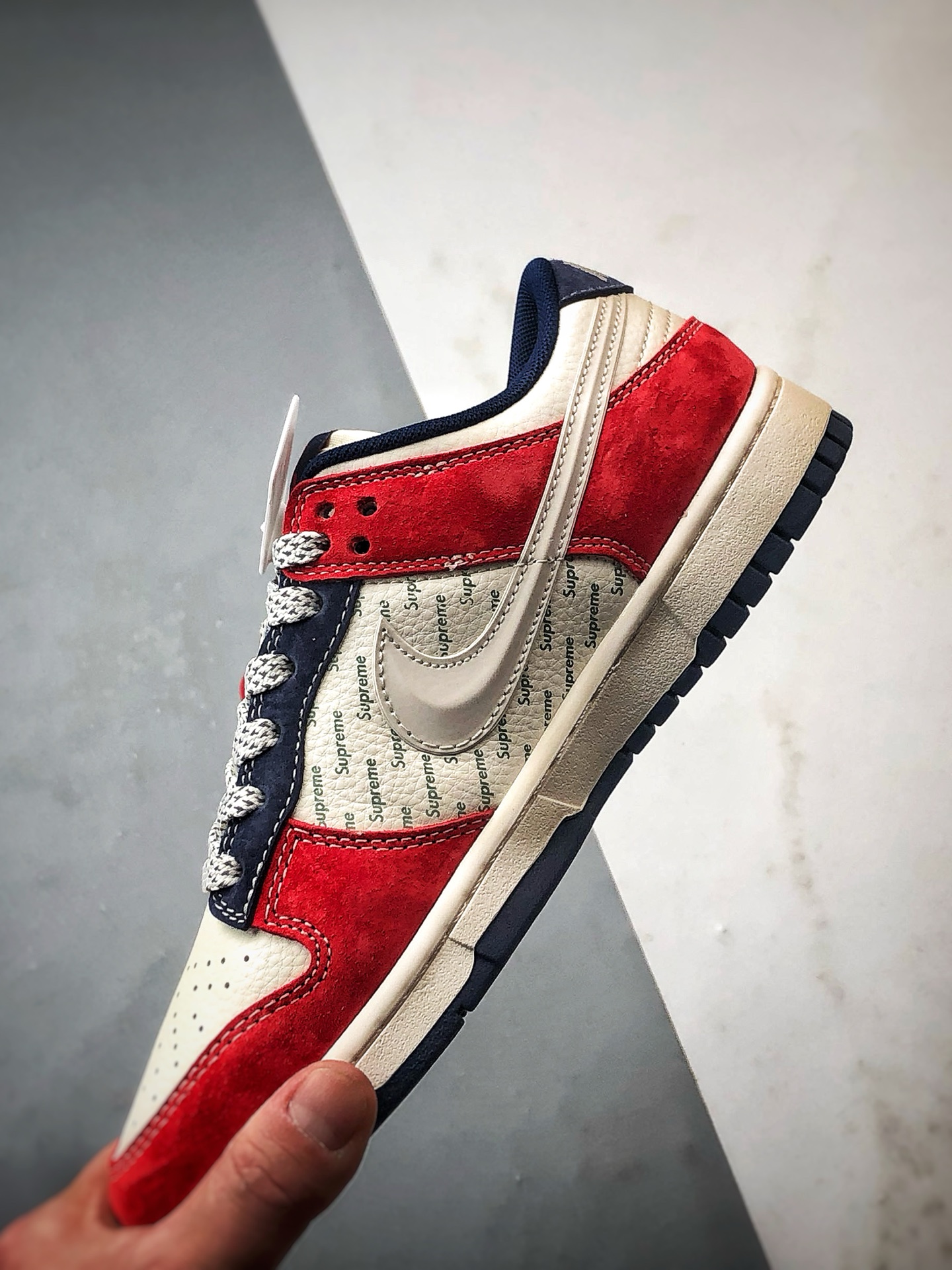 290 NK Dunk Low Retro ”DIY高端定制” 马年限定米白红蓝 低帮休闲运动板鞋 FC7688-209-Chinese UA Cheap High Quatity Brand Clothes Bags handbags Sneakers wholesale wholesaler seller from China Factory suppliers Fashion Clothing Shoes best Quality Beautiful Price 290 NK Dunk Low Retro ”DIY高端定制” 马年限定米白红蓝 低帮休闲运动板鞋 FC7688-209