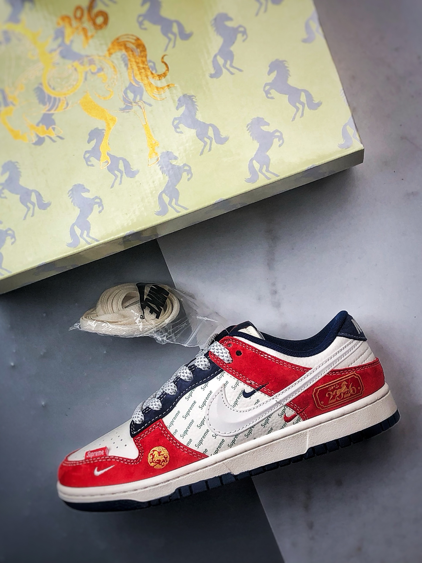 290 NK Dunk Low Retro ”DIY高端定制” 马年限定米白红蓝 低帮休闲运动板鞋 FC7688-209-Chinese UA Cheap High Quatity Brand Clothes Bags handbags Sneakers wholesale wholesaler seller from China Factory suppliers Fashion Clothing Shoes best Quality Beautiful Price 290 NK Dunk Low Retro ”DIY高端定制” 马年限定米白红蓝 低帮休闲运动板鞋 FC7688-209