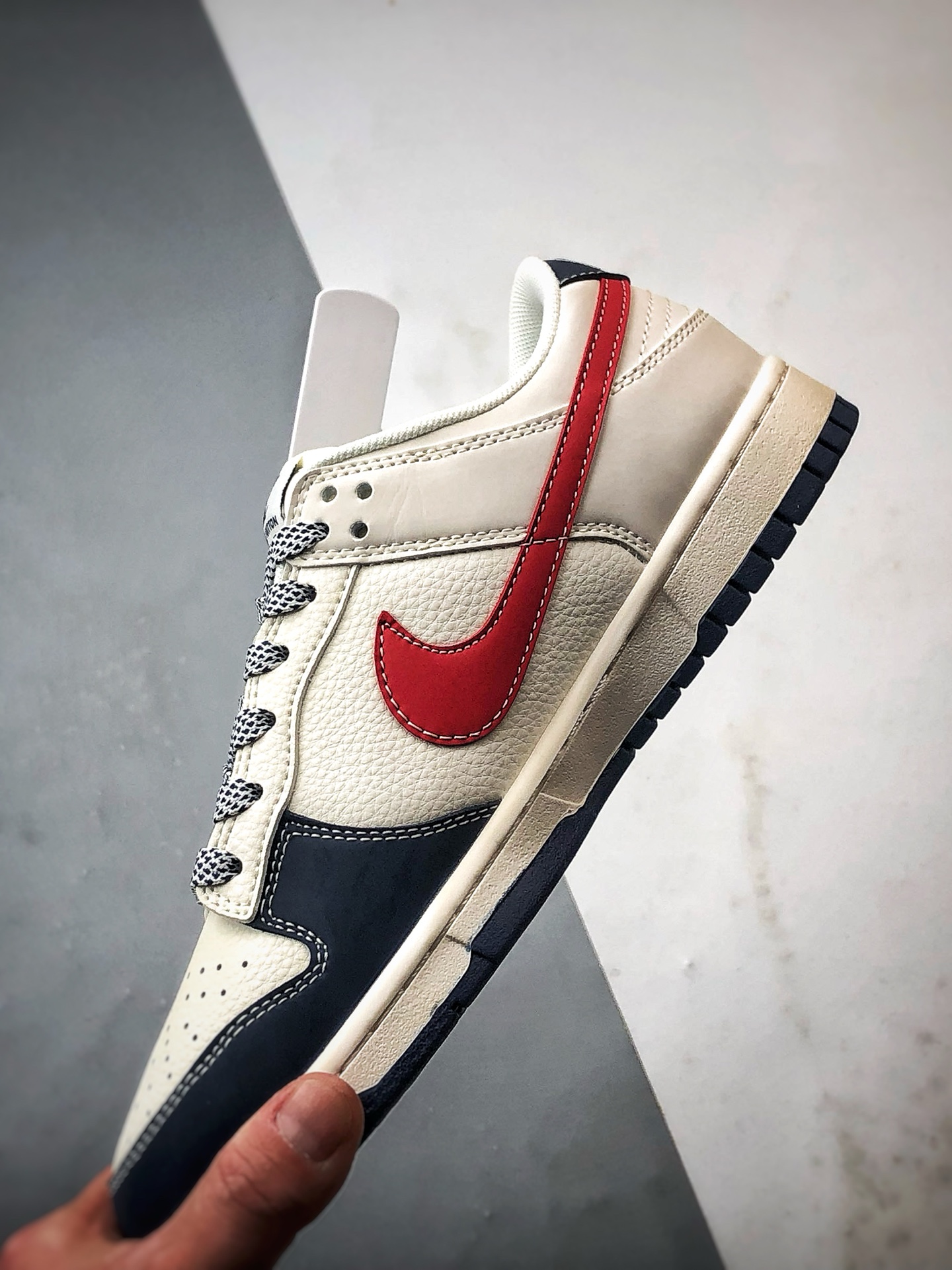290 NK Dunk Low Retro ”DIY高端定制” LV马年涂鸦白蓝红 低帮休闲运动板鞋 JJ3508-563-Chinese UA Cheap High Quatity Brand Clothes Bags handbags Sneakers wholesale wholesaler seller from China Factory suppliers Fashion Clothing Shoes best Quality Beautiful Price 290 NK Dunk Low Retro ”DIY高端定制” LV马年涂鸦白蓝红 低帮休闲运动板鞋 JJ3508-563