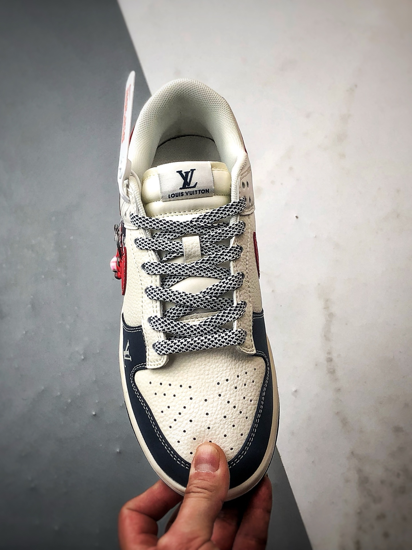290 NK Dunk Low Retro ”DIY高端定制” LV马年涂鸦白蓝红 低帮休闲运动板鞋 JJ3508-563-Chinese UA Cheap High Quatity Brand Clothes Bags handbags Sneakers wholesale wholesaler seller from China Factory suppliers Fashion Clothing Shoes best Quality Beautiful Price 290 NK Dunk Low Retro ”DIY高端定制” LV马年涂鸦白蓝红 低帮休闲运动板鞋 JJ3508-563