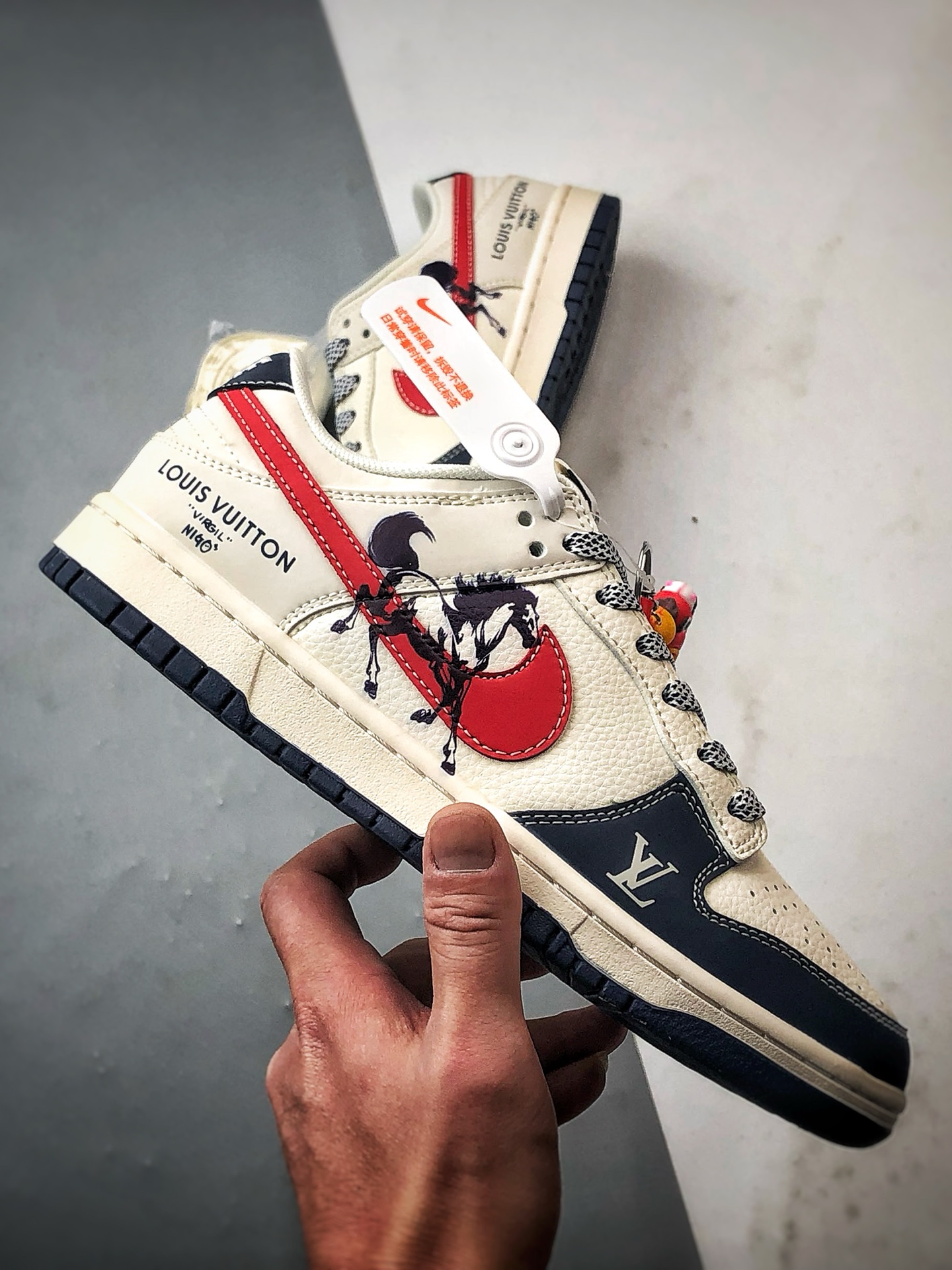 290 NK Dunk Low Retro ”DIY高端定制” LV马年涂鸦白蓝红 低帮休闲运动板鞋 JJ3508-563-Chinese UA Cheap High Quatity Brand Clothes Bags handbags Sneakers wholesale wholesaler seller from China Factory suppliers Fashion Clothing Shoes best Quality Beautiful Price 290 NK Dunk Low Retro ”DIY高端定制” LV马年涂鸦白蓝红 低帮休闲运动板鞋 JJ3508-563