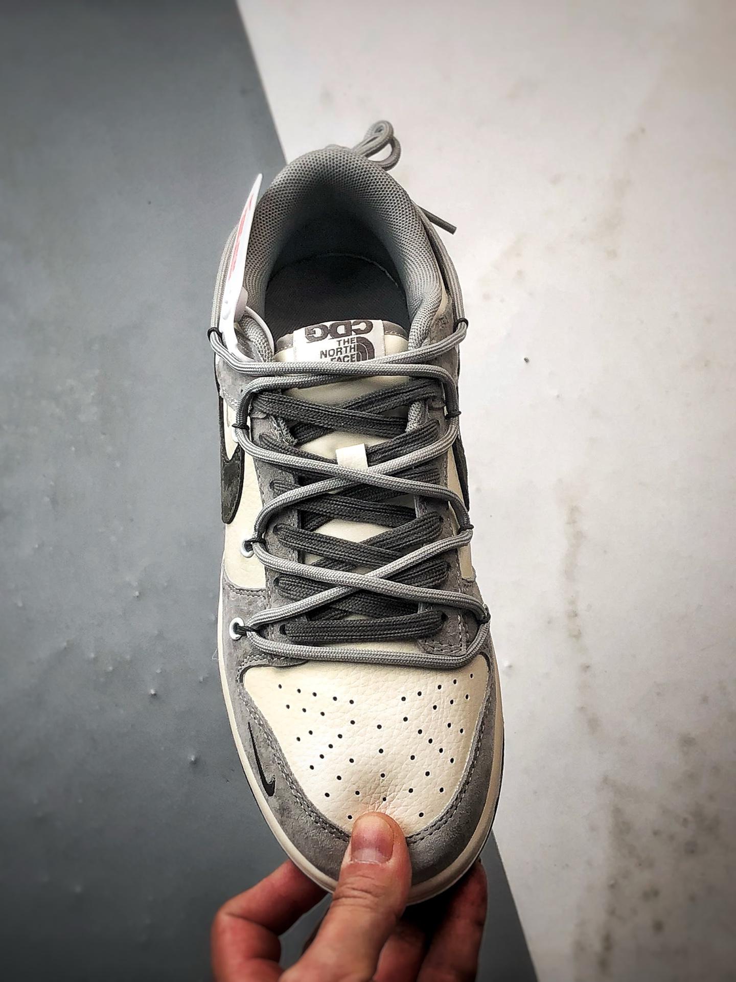 310 NK Dunk Low Retro ”DIY高端定制” 北面米白灰解构绑带 低帮休闲运动板鞋 JP2046-102-Chinese UA Cheap High Quatity Brand Clothes Bags handbags Sneakers wholesale wholesaler seller from China Factory suppliers Fashion Clothing Shoes best Quality Beautiful Price 310 NK Dunk Low Retro ”DIY高端定制” 北面米白灰解构绑带 低帮休闲运动板鞋 JP2046-102