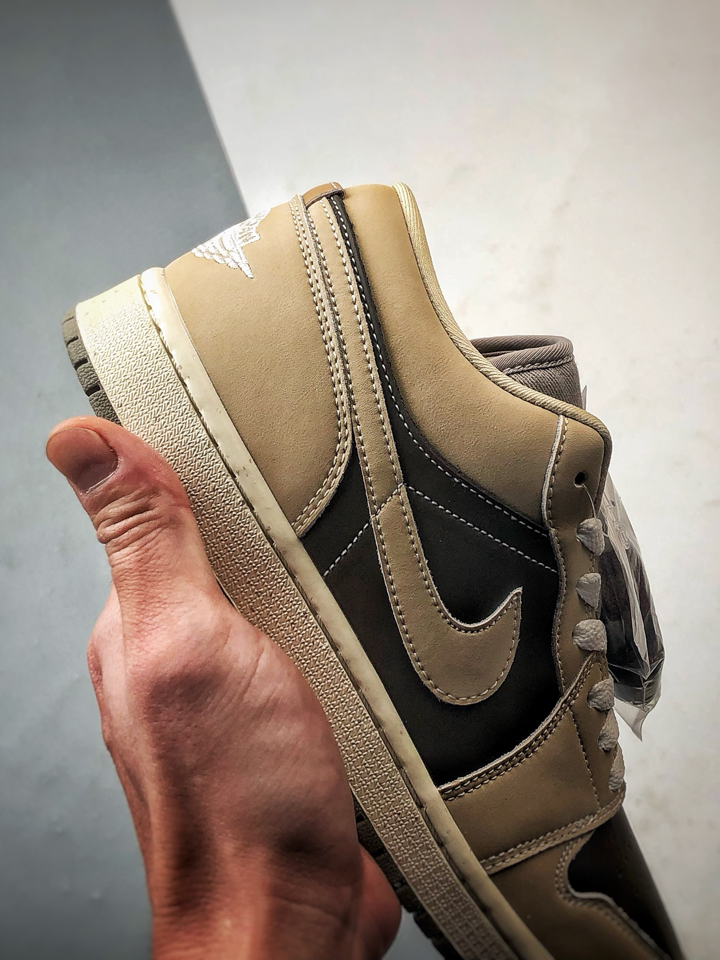 200 Air Jordan 1 Low 米棕 IB7011-001-Chinese UA Cheap High Quatity Brand Clothes Bags handbags Sneakers wholesale wholesaler seller from China Factory suppliers Fashion Clothing Shoes best Quality Beautiful Price 200 Air Jordan 1 Low 米棕 IB7011-001