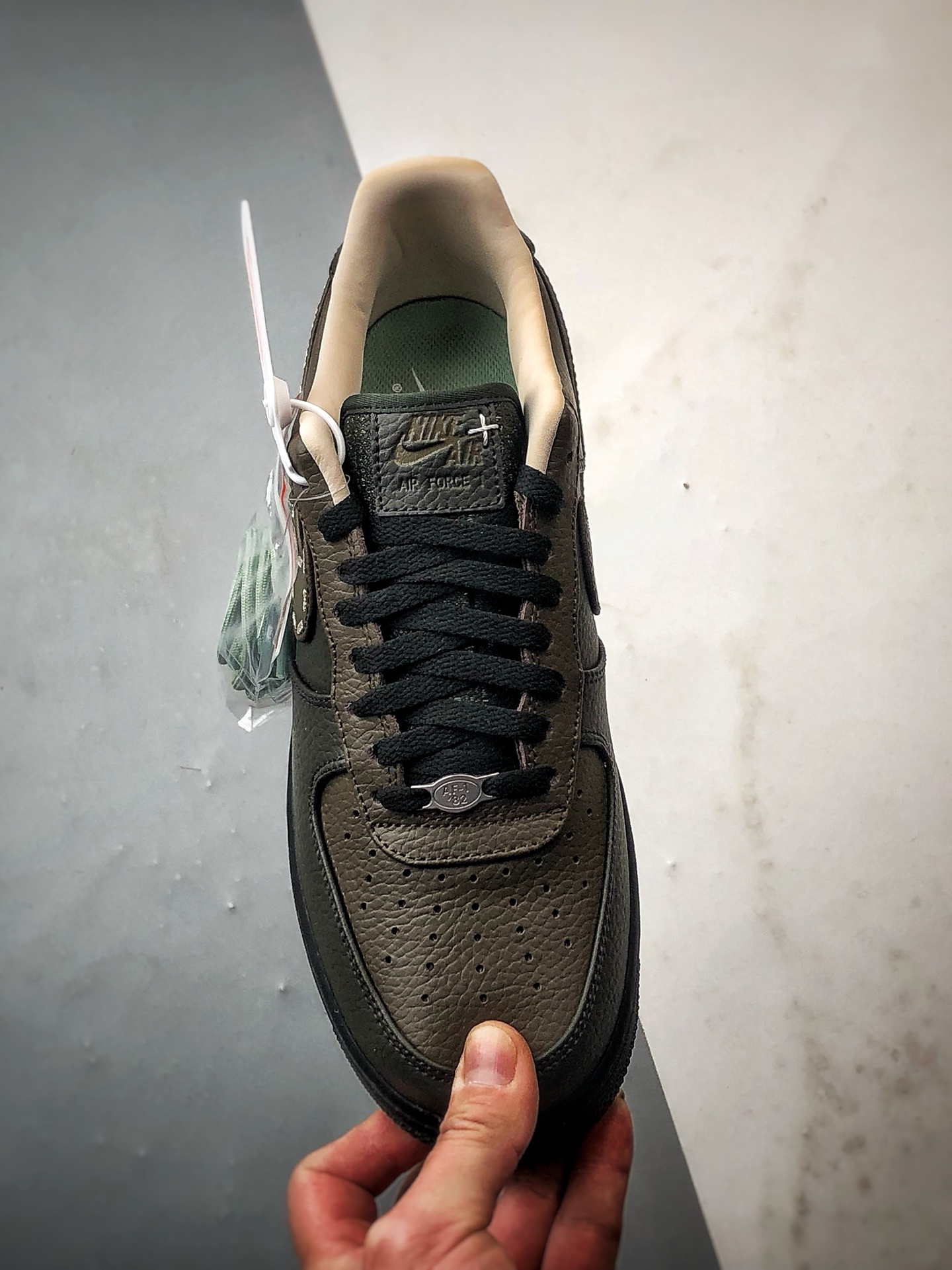 220 Air Force 1 '07 Low 棕绿 IQ1122-320-Chinese UA Cheap High Quatity Brand Clothes Bags handbags Sneakers wholesale wholesaler seller from China Factory suppliers Fashion Clothing Shoes best Quality Beautiful Price 220 Air Force 1 '07 Low 棕绿 IQ1122-320