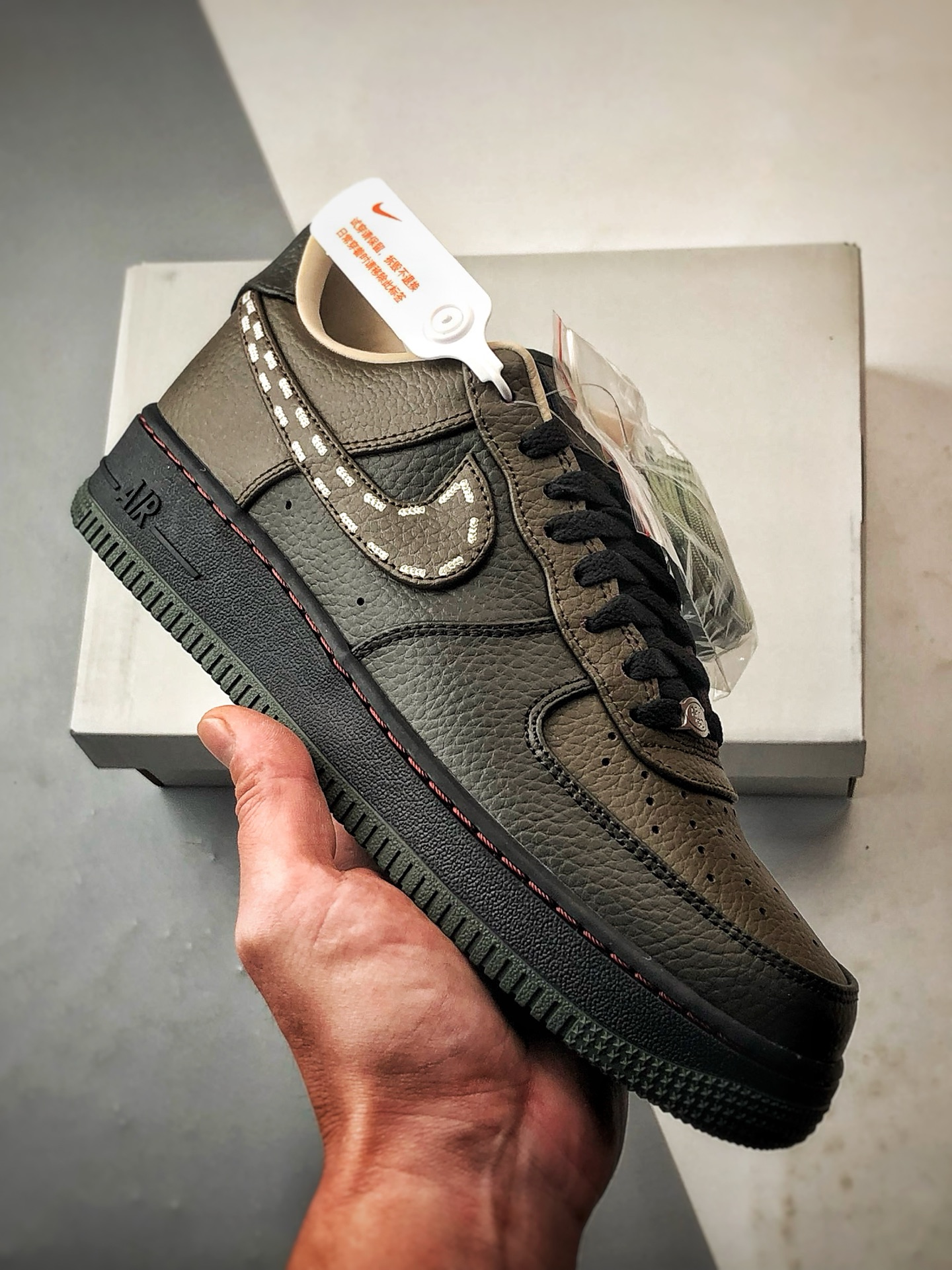 220 Air Force 1 '07 Low 棕绿 IQ1122-320-Chinese UA Cheap High Quatity Brand Clothes Bags handbags Sneakers wholesale wholesaler seller from China Factory suppliers Fashion Clothing Shoes best Quality Beautiful Price 220 Air Force 1 '07 Low 棕绿 IQ1122-320
