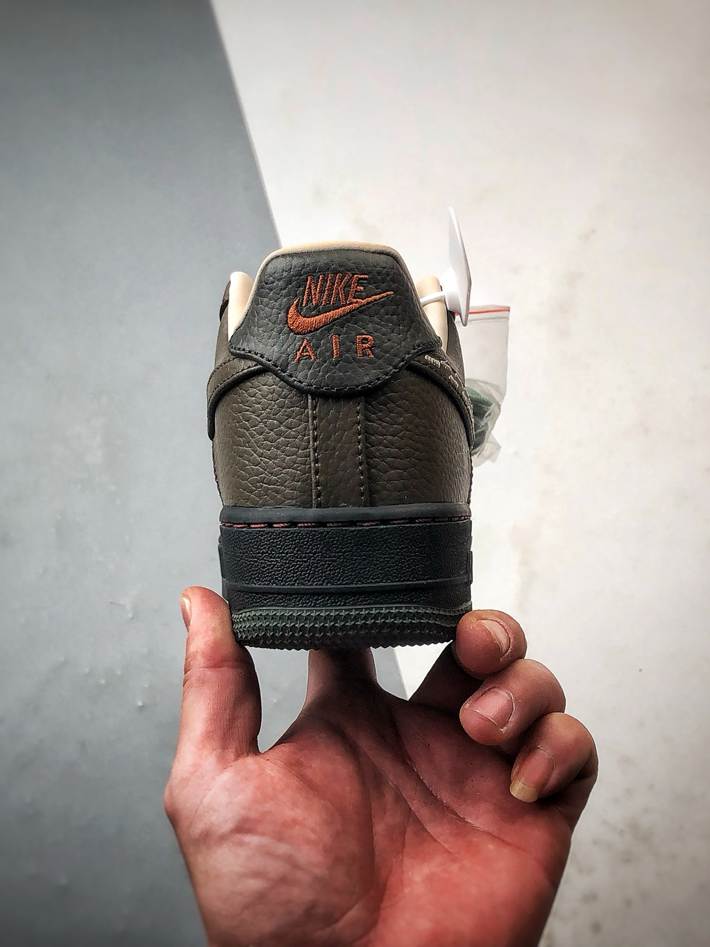 220 Air Force 1 '07 Low 棕绿 IQ1122-320-Chinese UA Cheap High Quatity Brand Clothes Bags handbags Sneakers wholesale wholesaler seller from China Factory suppliers Fashion Clothing Shoes best Quality Beautiful Price 220 Air Force 1 '07 Low 棕绿 IQ1122-320