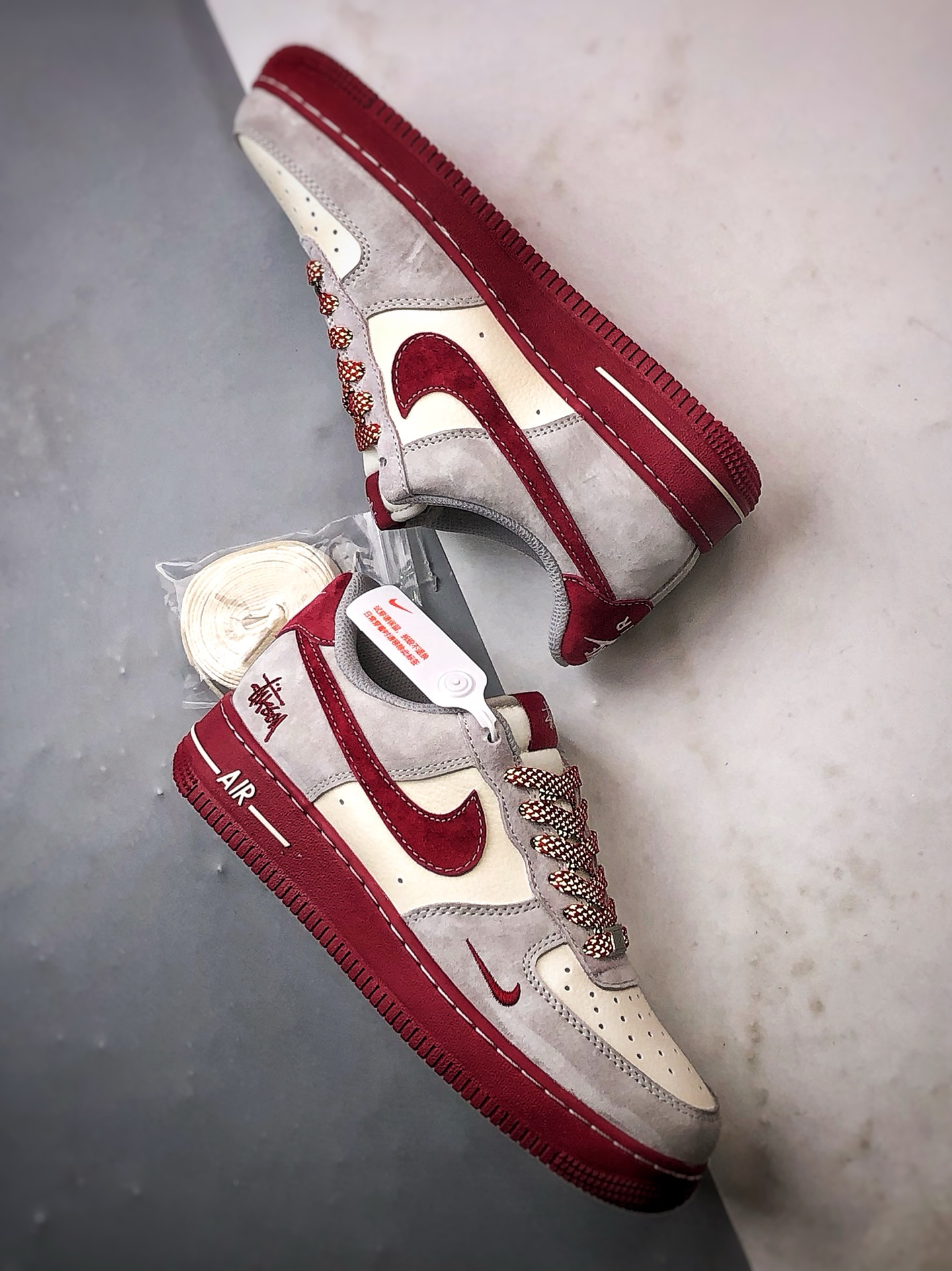 280 Stussy x Air Force 1 Low 米灰红 JP8048-076