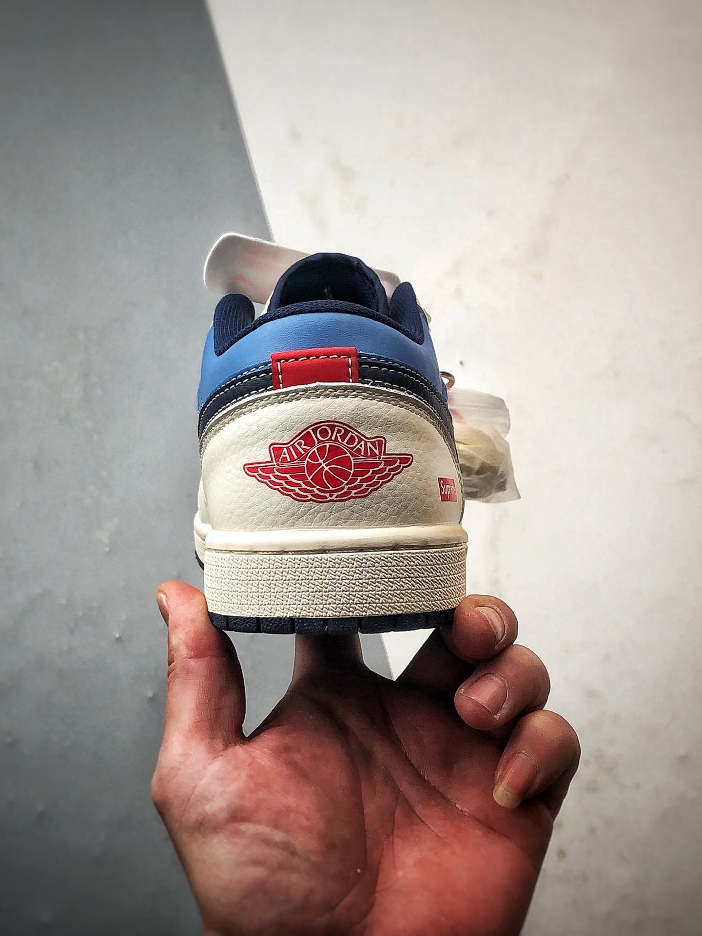 290 Air Jordan 1 Low ”高端定制” Sup马年涂鸦米白蓝 XX2610-010-Chinese UA Cheap High Quatity Brand Clothes Bags handbags Sneakers wholesale wholesaler seller from China Factory suppliers Fashion Clothing Shoes best Quality Beautiful Price 290 Air Jordan 1 Low ”高端定制” Sup马年涂鸦米白蓝 XX2610-010