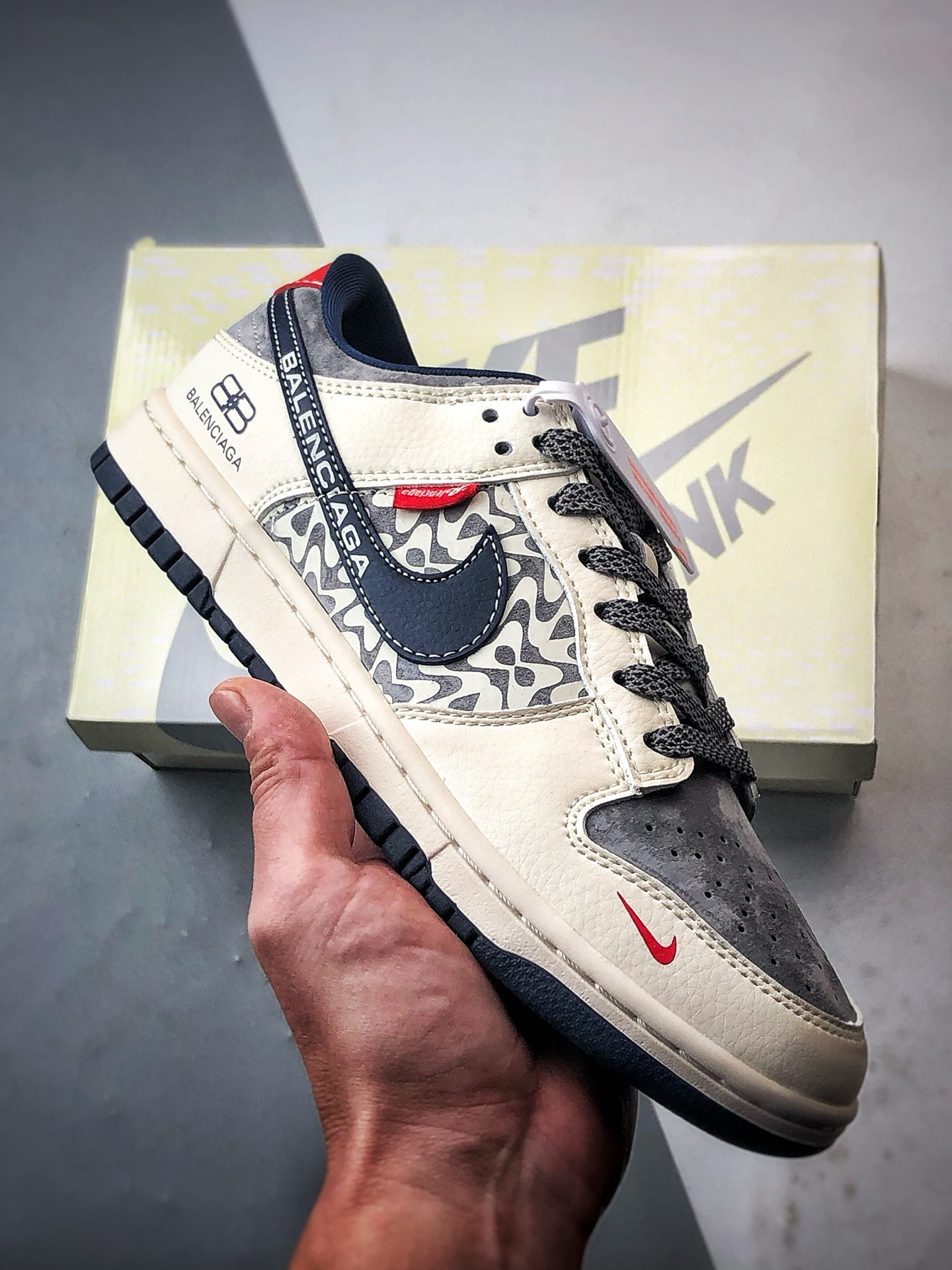 290 NK Dunk Low Retro ”DIY高端定制” 巴黎米灰蓝 低帮休闲运动板鞋 XD1588-242-Chinese UA Cheap High Quatity Brand Clothes Bags handbags Sneakers wholesale wholesaler seller from China Factory suppliers Fashion Clothing Shoes best Quality Beautiful Price 290 NK Dunk Low Retro ”DIY高端定制” 巴黎米灰蓝 低帮休闲运动板鞋 XD1588-242