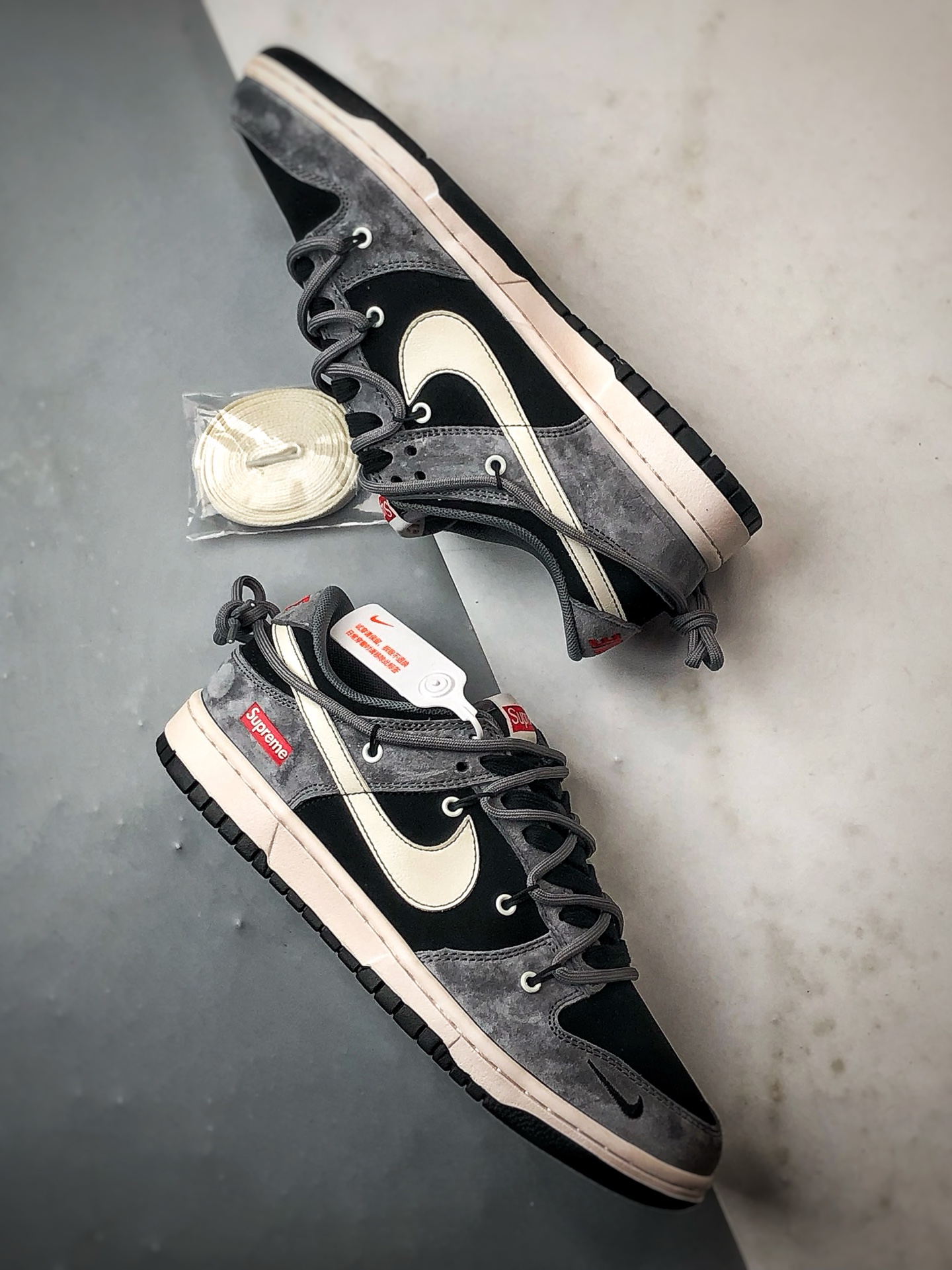 310 NK Dunk Low Retro ”DIY高端定制” Sup灰黑米解构绑带 低帮休闲运动板鞋 JP2046-101-Chinese UA Cheap High Quatity Brand Clothes Bags handbags Sneakers wholesale wholesaler seller from China Factory suppliers Fashion Clothing Shoes best Quality Beautiful Price 310 NK Dunk Low Retro ”DIY高端定制” Sup灰黑米解构绑带 低帮休闲运动板鞋 JP2046-101