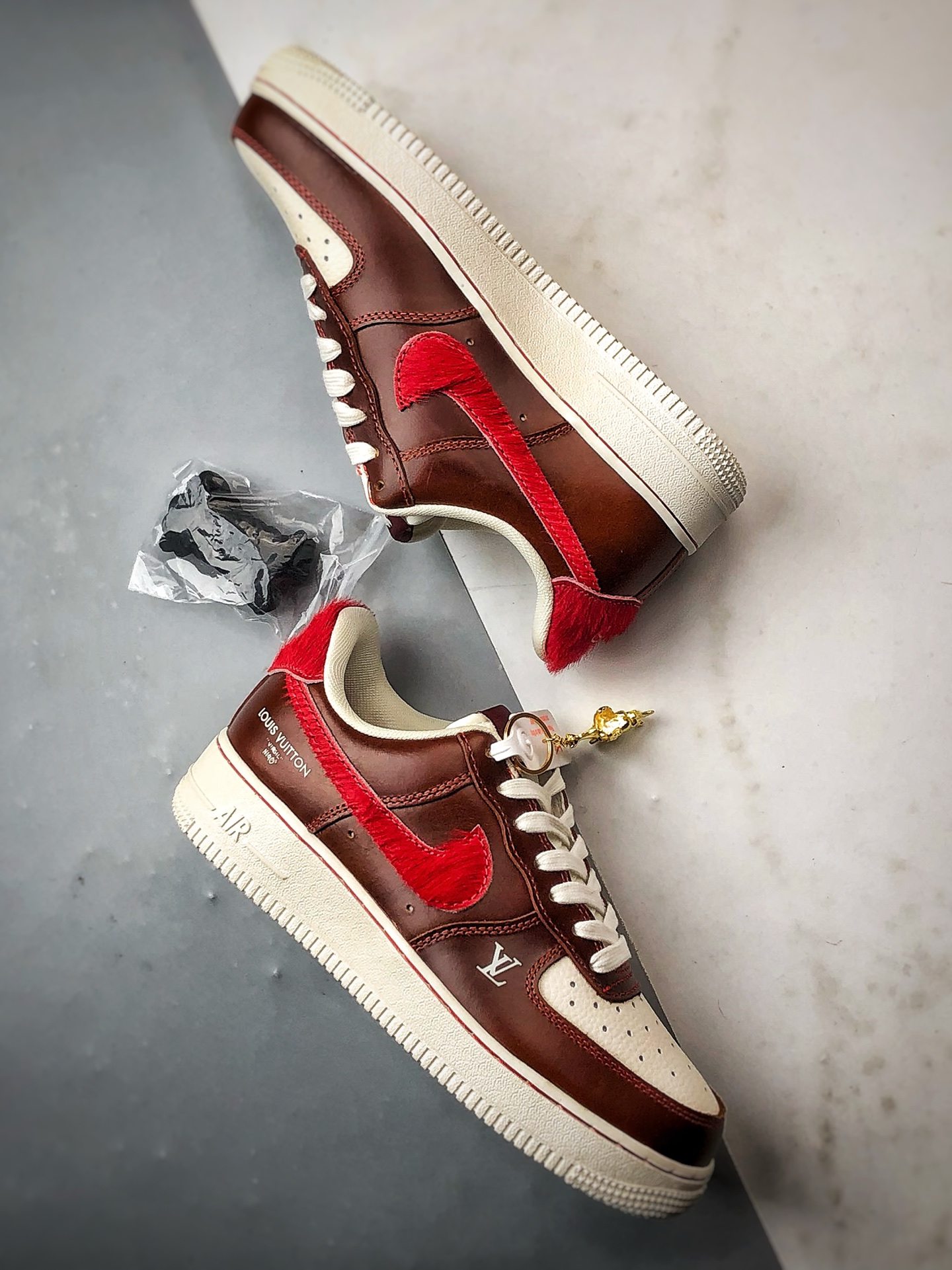 280 LV x Air Force 1 Low 棕红马毛钩 FV3694-103-Chinese UA Cheap High Quatity Brand Clothes Bags handbags Sneakers wholesale wholesaler seller from China Factory suppliers Fashion Clothing Shoes best Quality Beautiful Price 280 LV x Air Force 1 Low 棕红马毛钩 FV3694-103