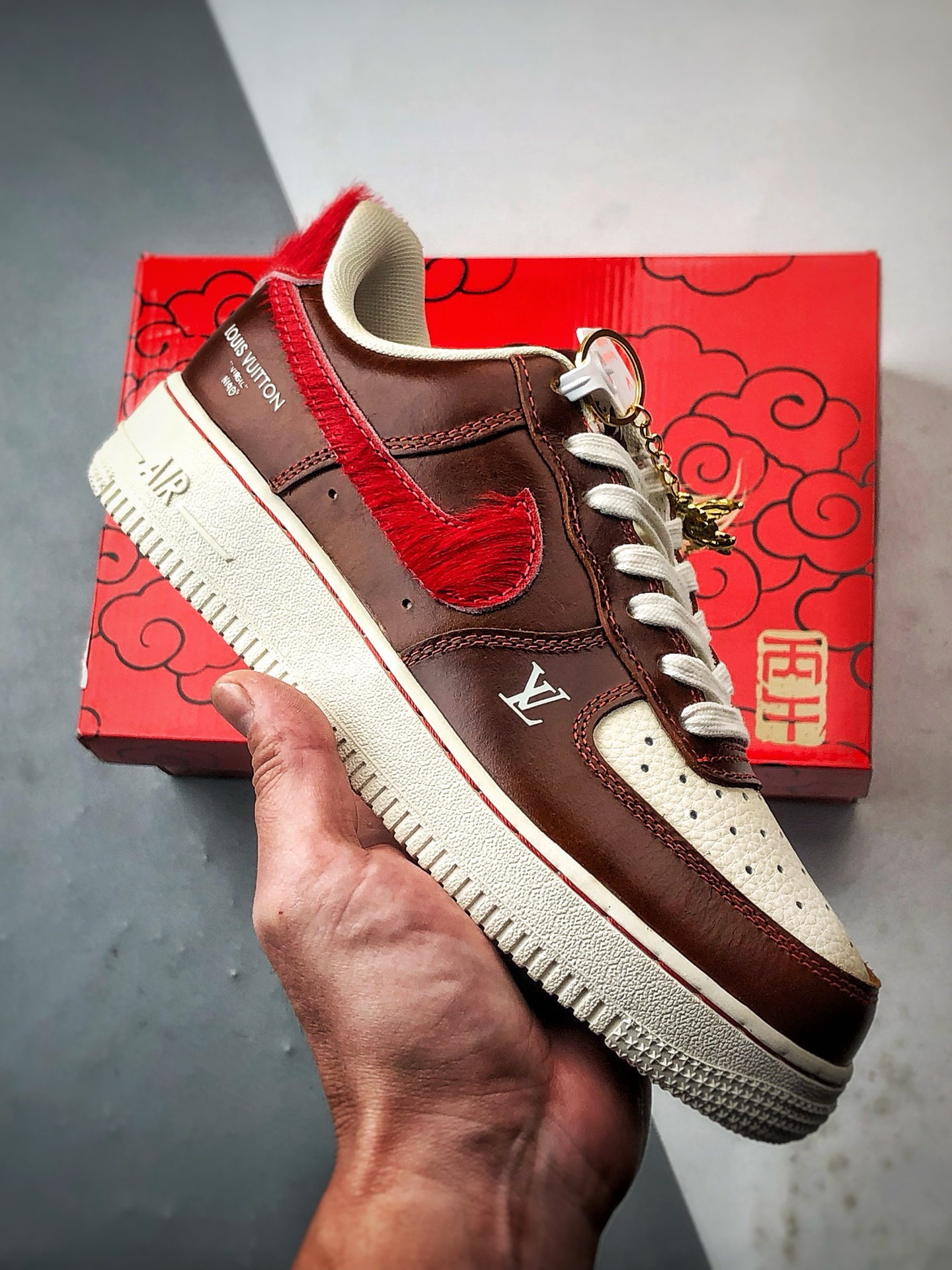 280 LV x Air Force 1 Low 棕红马毛钩 FV3694-103-Chinese UA Cheap High Quatity Brand Clothes Bags handbags Sneakers wholesale wholesaler seller from China Factory suppliers Fashion Clothing Shoes best Quality Beautiful Price 280 LV x Air Force 1 Low 棕红马毛钩 FV3694-103