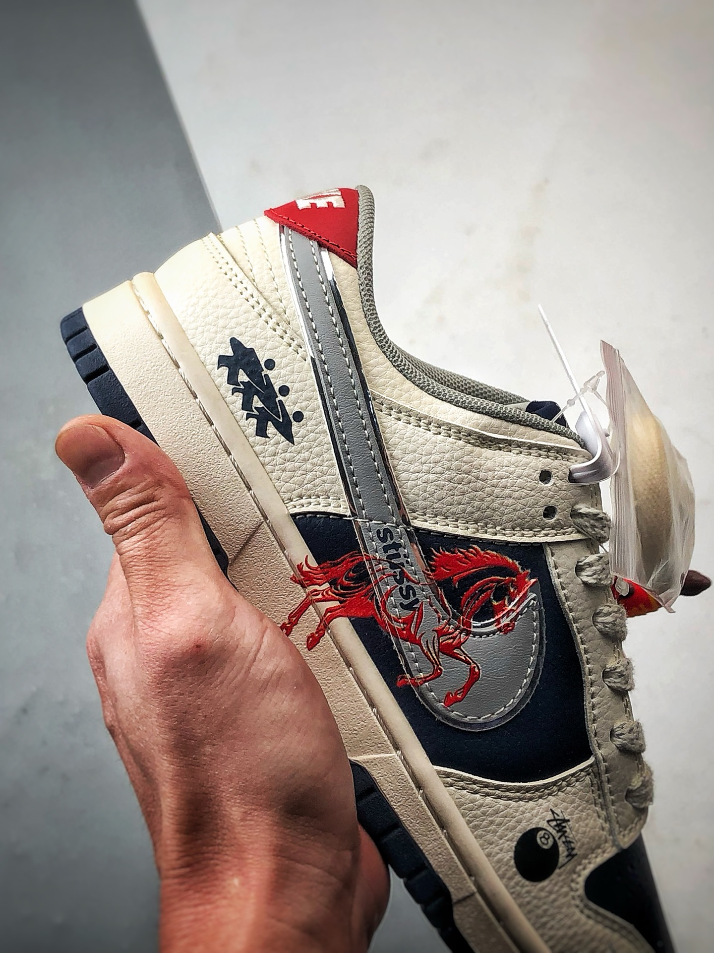 290 NK Dunk Low Retro ”DIY高端定制” 斯图西马年米灰蓝 低帮休闲运动板鞋 SD6888-107-Chinese UA Cheap High Quatity Brand Clothes Bags handbags Sneakers wholesale wholesaler seller from China Factory suppliers Fashion Clothing Shoes best Quality Beautiful Price 290 NK Dunk Low Retro ”DIY高端定制” 斯图西马年米灰蓝 低帮休闲运动板鞋 SD6888-107