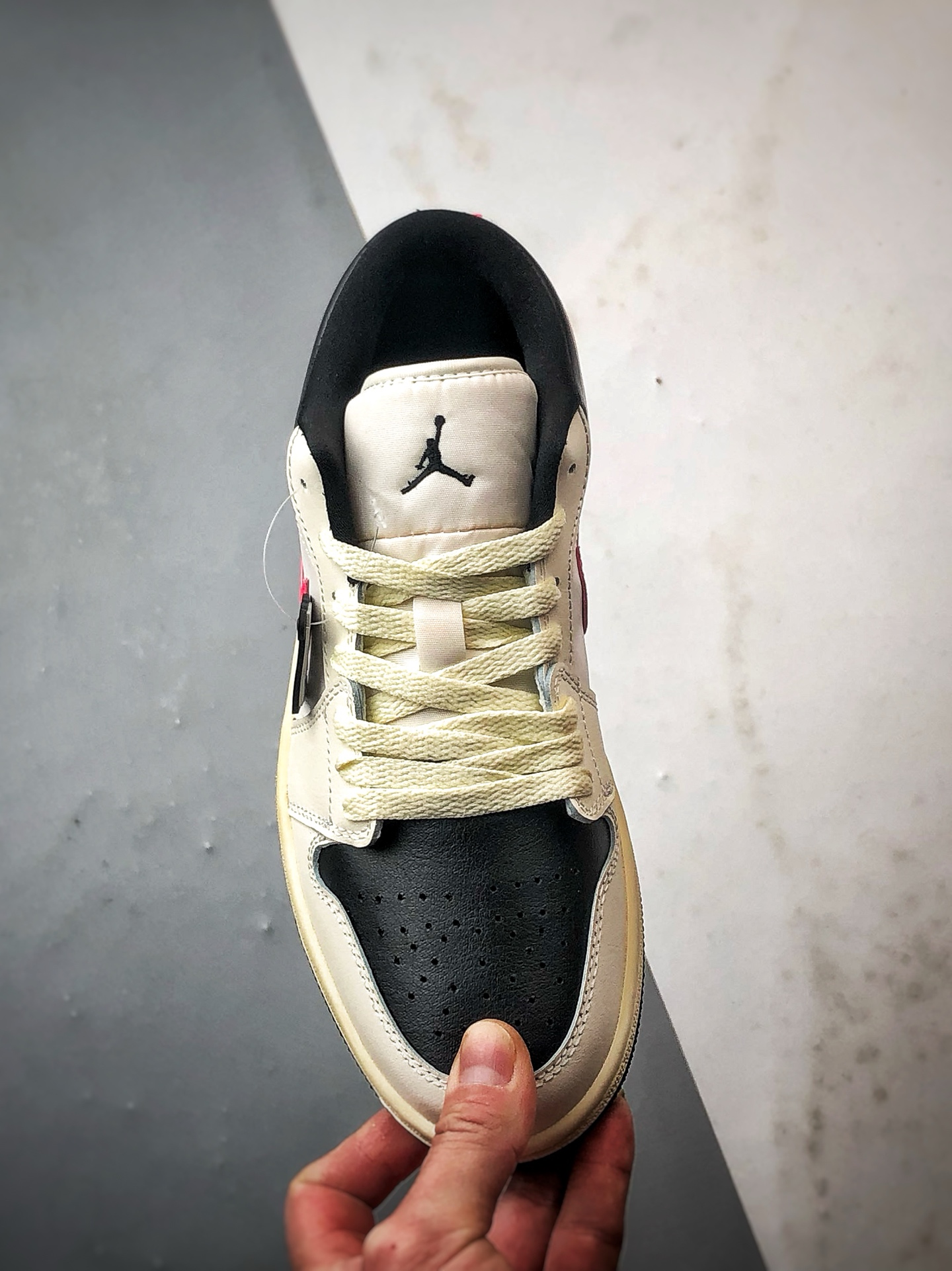 220 Air Jordan 1 Low 象牙白粉 DC0774-107-Chinese UA Cheap High Quatity Brand Clothes Bags handbags Sneakers wholesale wholesaler seller from China Factory suppliers Fashion Clothing Shoes best Quality Beautiful Price 220 Air Jordan 1 Low 象牙白粉 DC0774-107