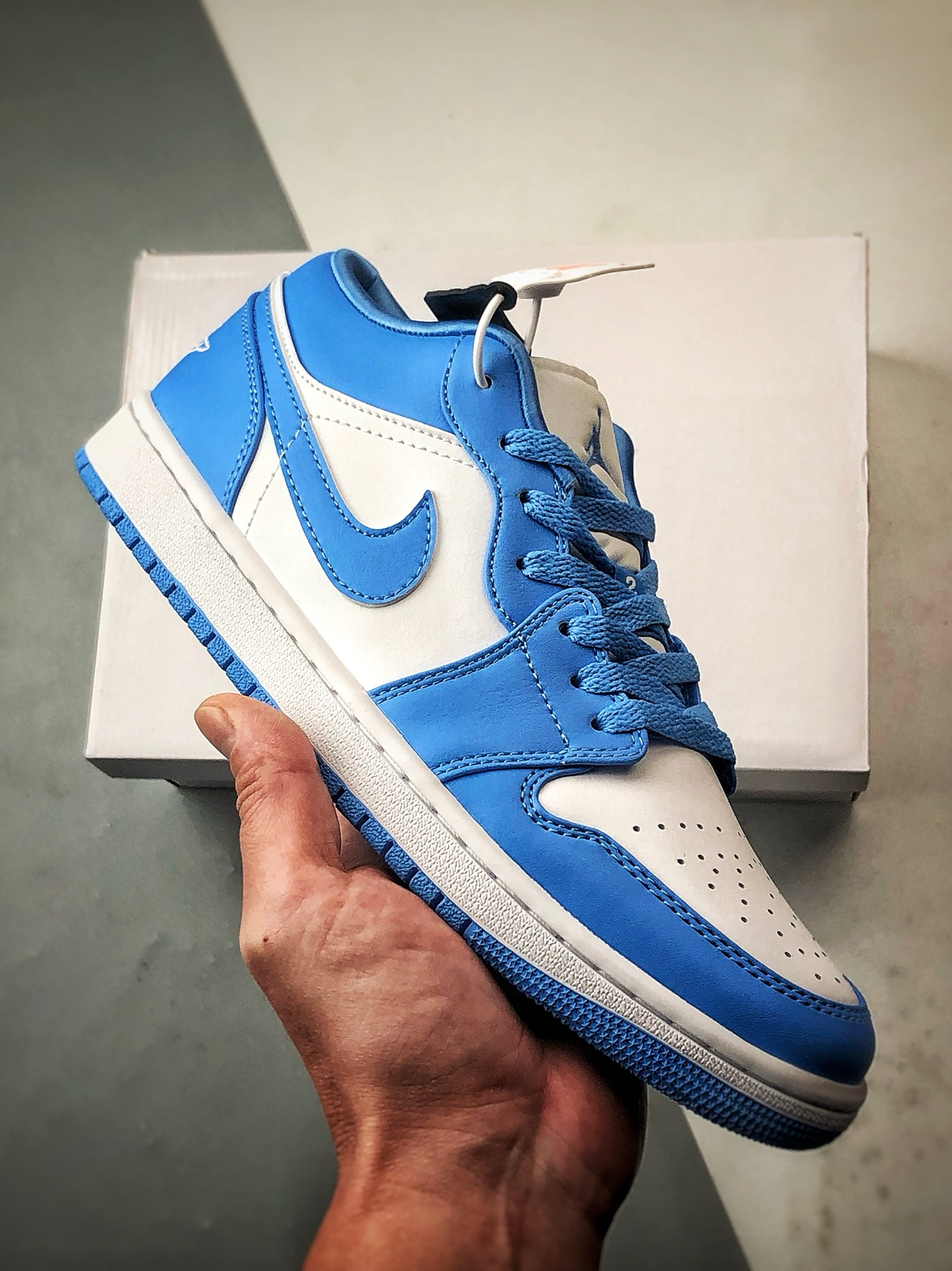 220 Air Jordan 1 Low 大学蓝 AO9944-441-Chinese UA Cheap High Quatity Brand Clothes Bags handbags Sneakers wholesale wholesaler seller from China Factory suppliers Fashion Clothing Shoes best Quality Beautiful Price 220 Air Jordan 1 Low 大学蓝 AO9944-441