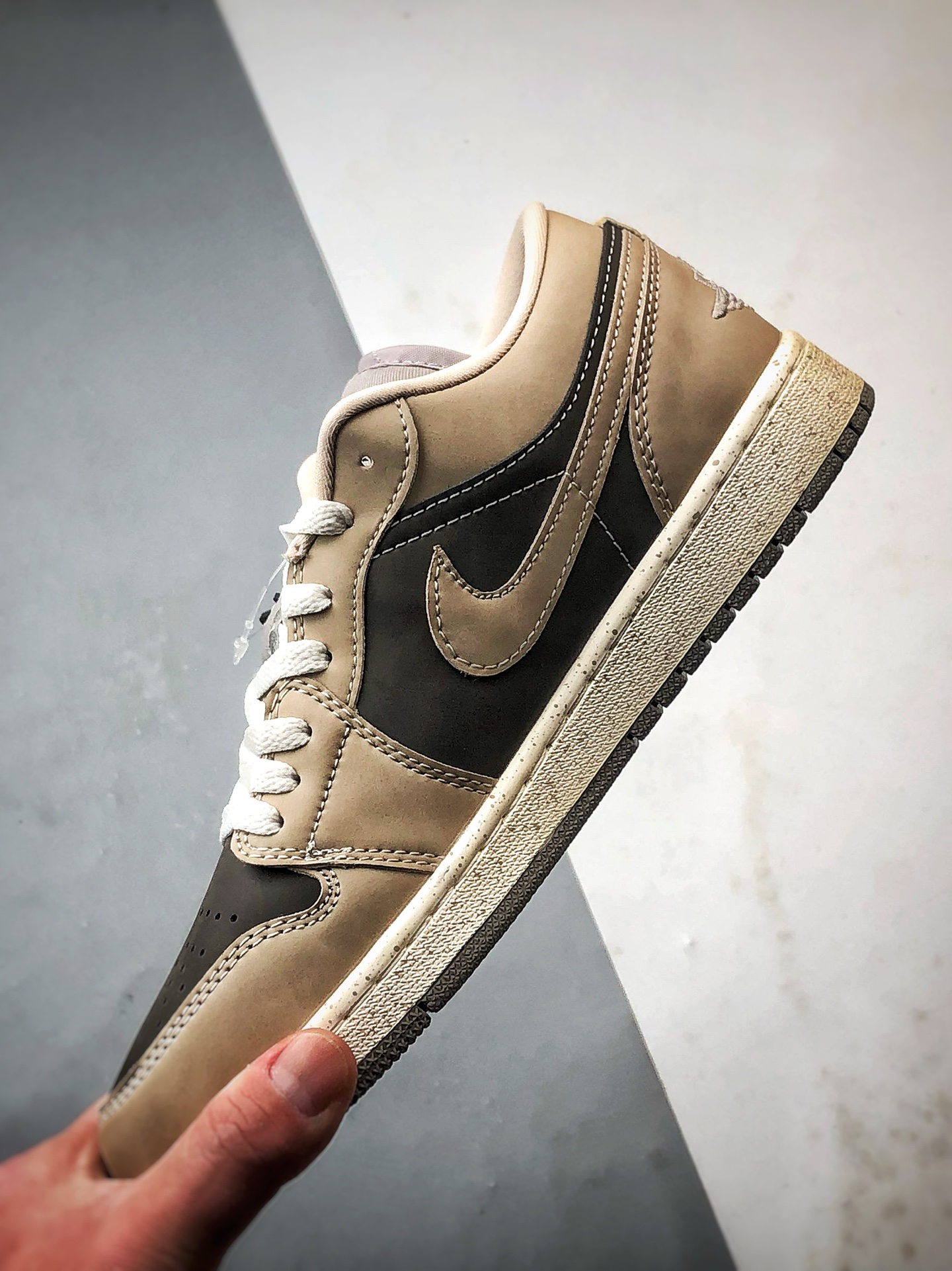 220 Air Jordan 1 Low 米棕 IB7011-001-Chinese UA Cheap High Quatity Brand Clothes Bags handbags Sneakers wholesale wholesaler seller from China Factory suppliers Fashion Clothing Shoes best Quality Beautiful Price 220 Air Jordan 1 Low 米棕 IB7011-001