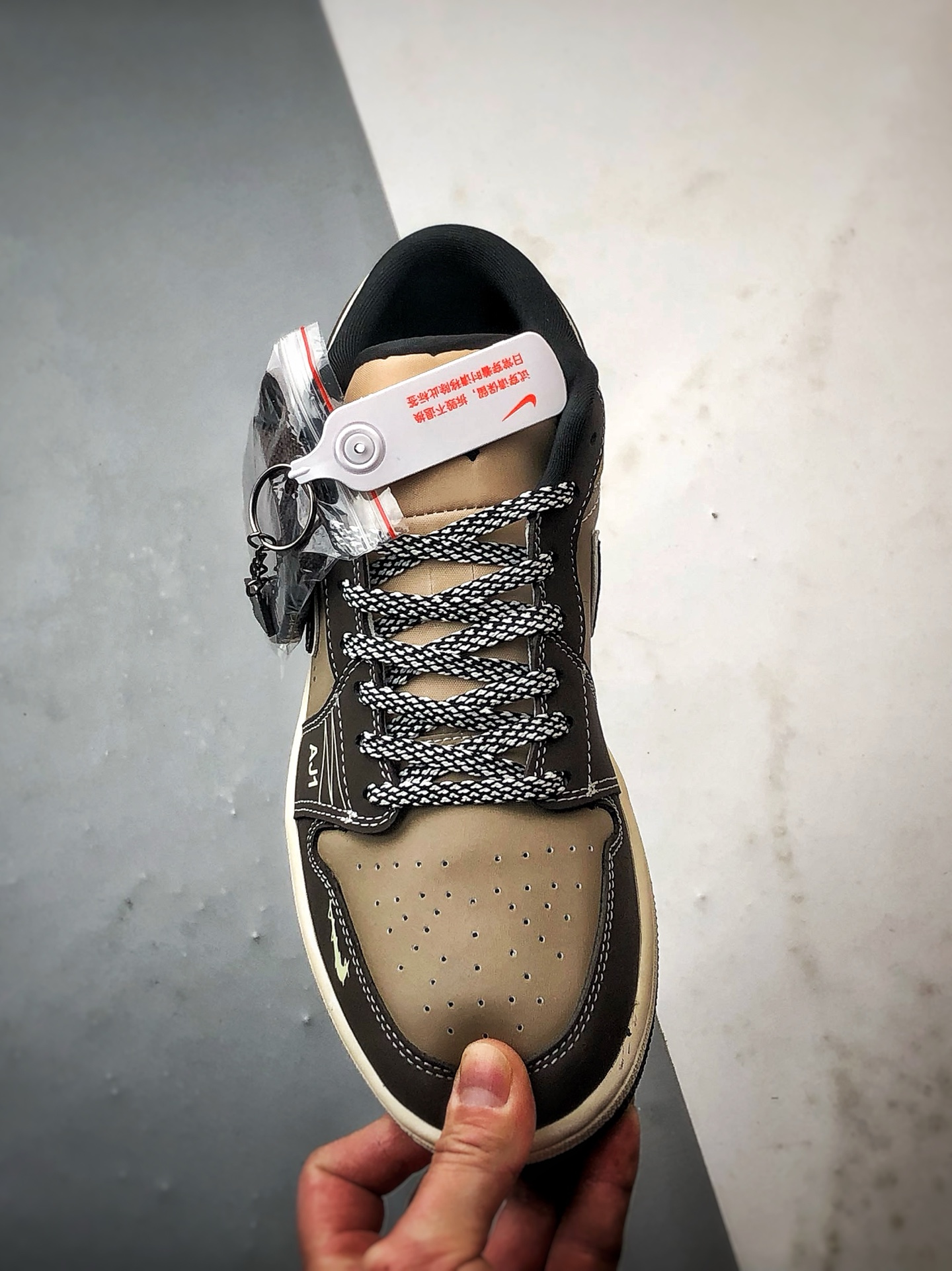 290 Air Jordan 1 Low ”高端定制” 闪电灰棕黑 LR8888-018-Chinese UA Cheap High Quatity Brand Clothes Bags handbags Sneakers wholesale wholesaler seller from China Factory suppliers Fashion Clothing Shoes best Quality Beautiful Price 290 Air Jordan 1 Low ”高端定制” 闪电灰棕黑 LR8888-018