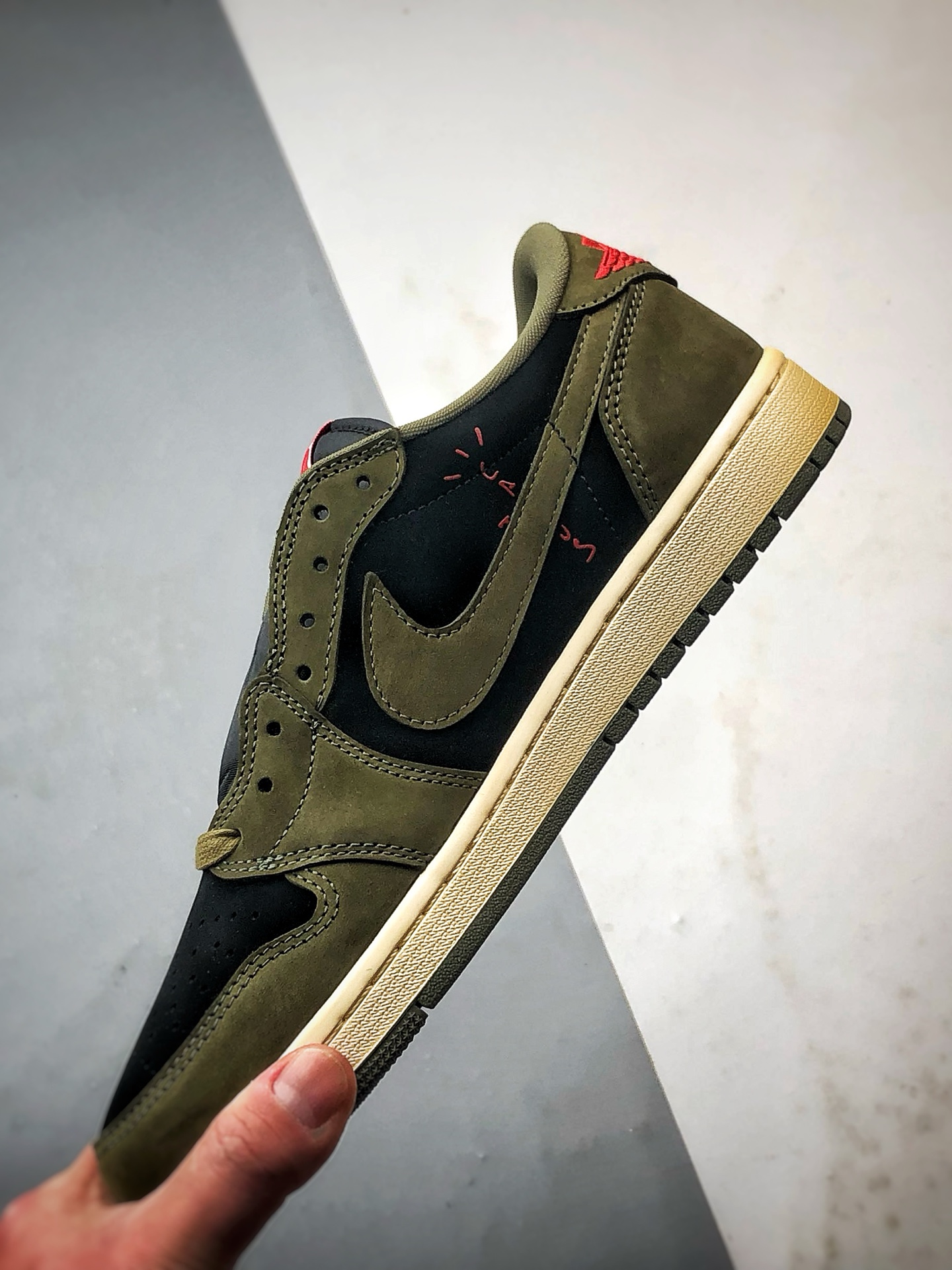 320 Travis Scott x Air Jordan 1 Low 绿黑白倒钩 DM7866-002-Chinese UA Cheap High Quatity Brand Clothes Bags handbags Sneakers wholesale wholesaler seller from China Factory suppliers Fashion Clothing Shoes best Quality Beautiful Price 320 Travis Scott x Air Jordan 1 Low 绿黑白倒钩 DM7866-002