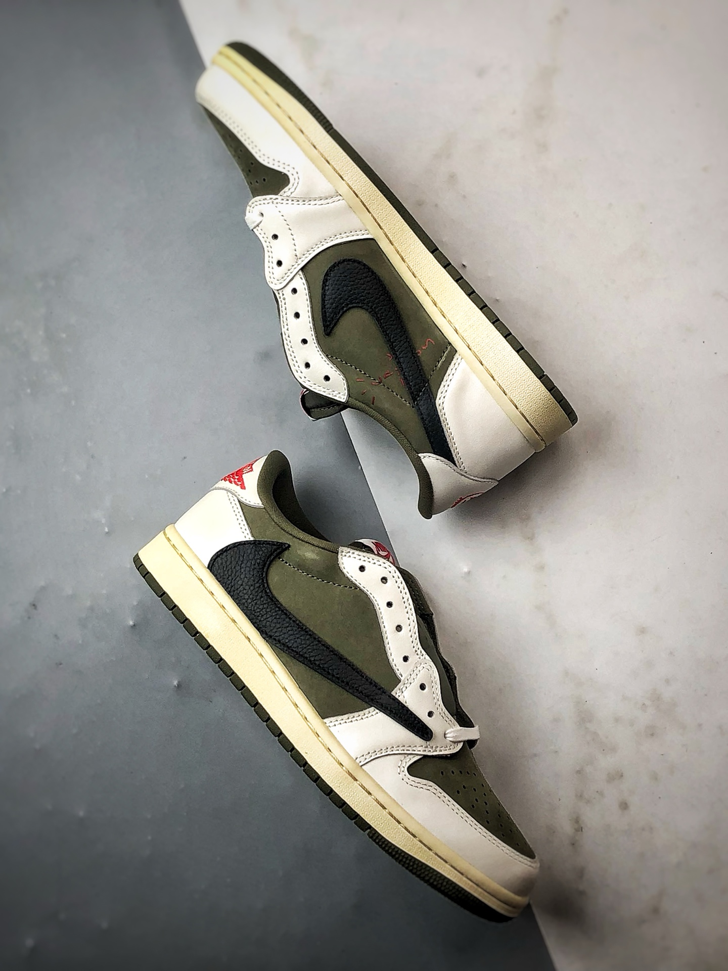 320 Travis Scott x Air Jordan 1 Low 米绿黑倒钩 DM7866-200-Chinese UA Cheap High Quatity Brand Clothes Bags handbags Sneakers wholesale wholesaler seller from China Factory suppliers Fashion Clothing Shoes best Quality Beautiful Price 320 Travis Scott x Air Jordan 1 Low 米绿黑倒钩 DM7866-200