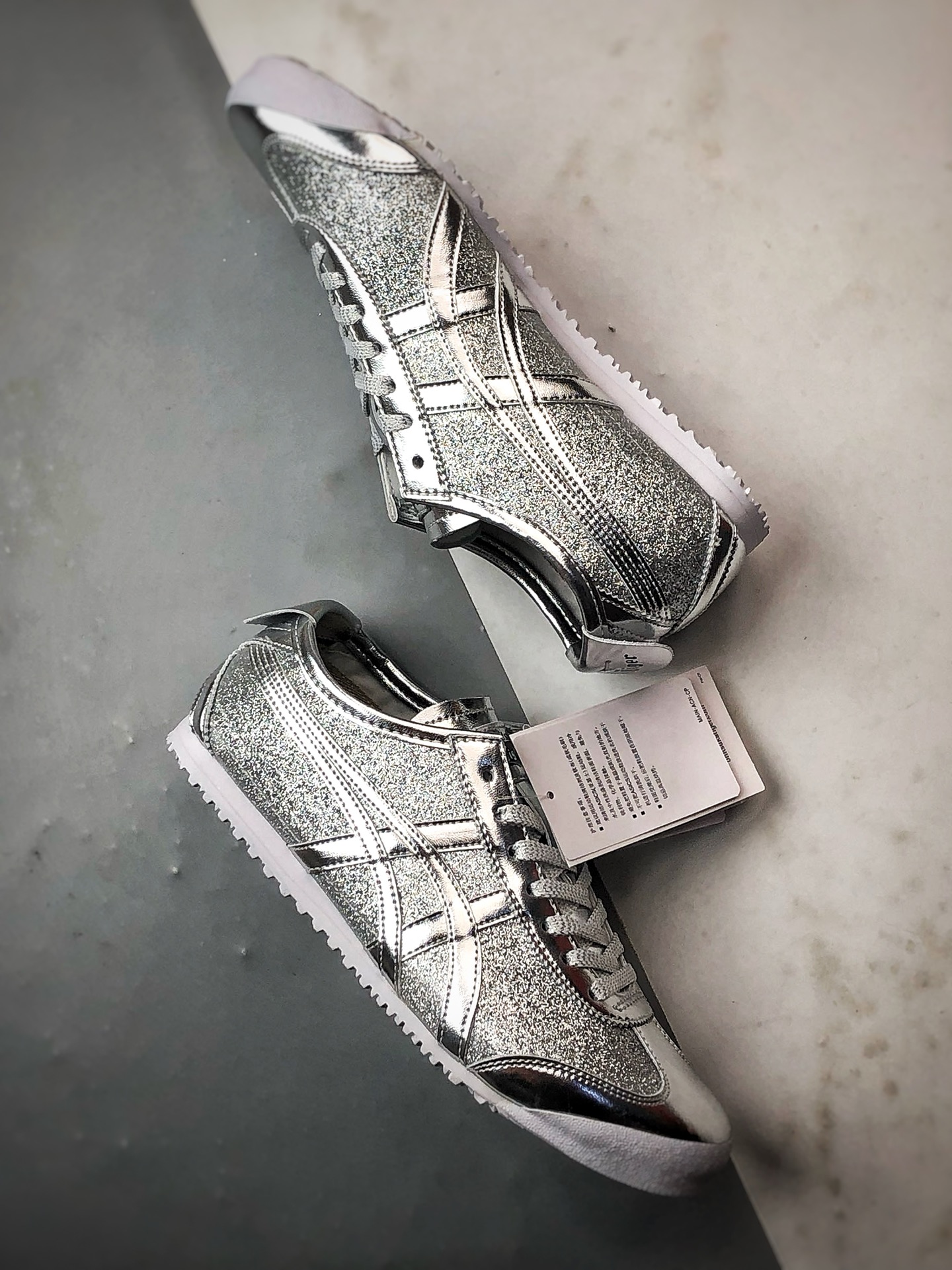 170 Asics 鬼冢虎 Mexico 66 银钻 1183C480-021-Chinese UA Cheap High Quatity Brand Clothes Bags handbags Sneakers wholesale wholesaler seller from China Factory suppliers Fashion Clothing Shoes best Quality Beautiful Price 170 Asics 鬼冢虎 Mexico 66 银钻 1183C480-021
